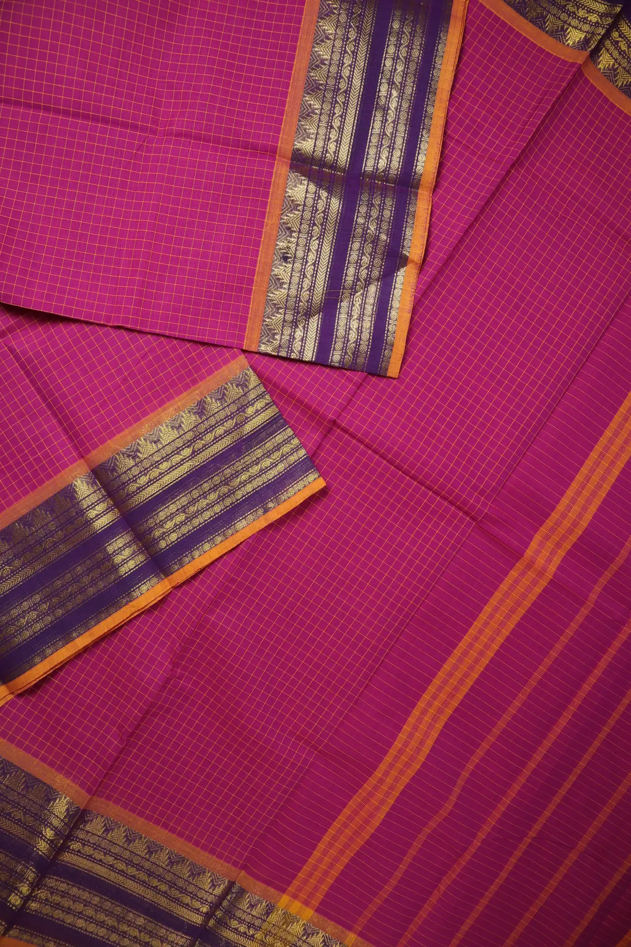 magenta-temple-checked-saree-ck002716-b