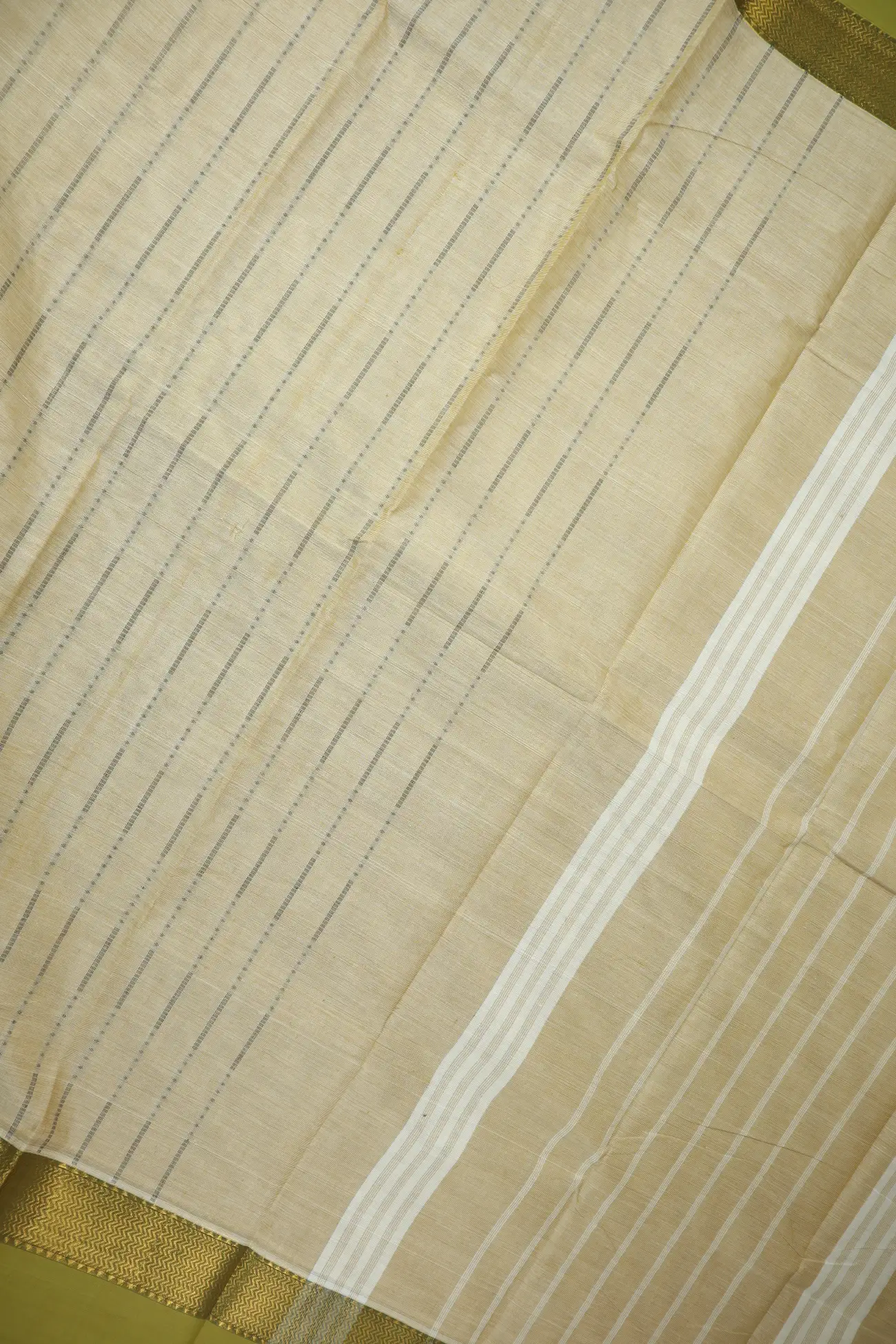 wheat-vertical-stripes-grand-chettinad-saree-gc002391-c