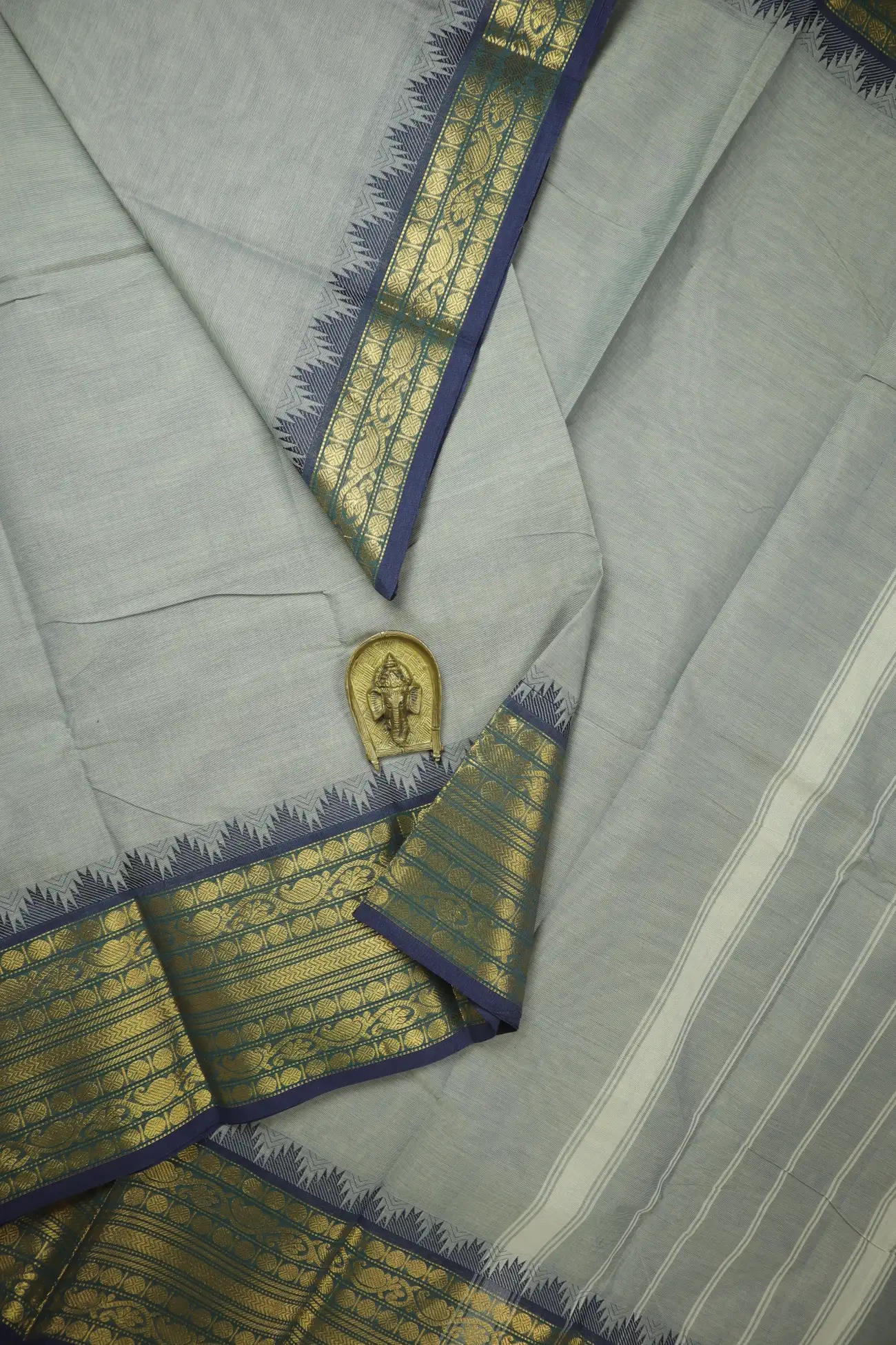 gray-temple-grand-chettinad-saree-gc002403-a