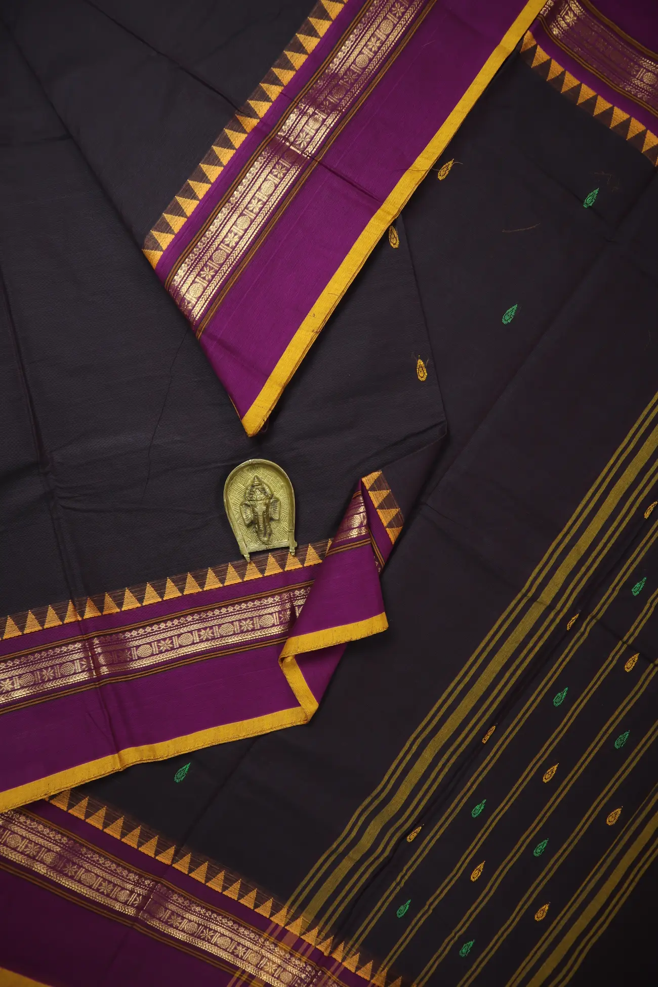 coffee-brown-temple-grand-chettinad-saree-gc002357-a