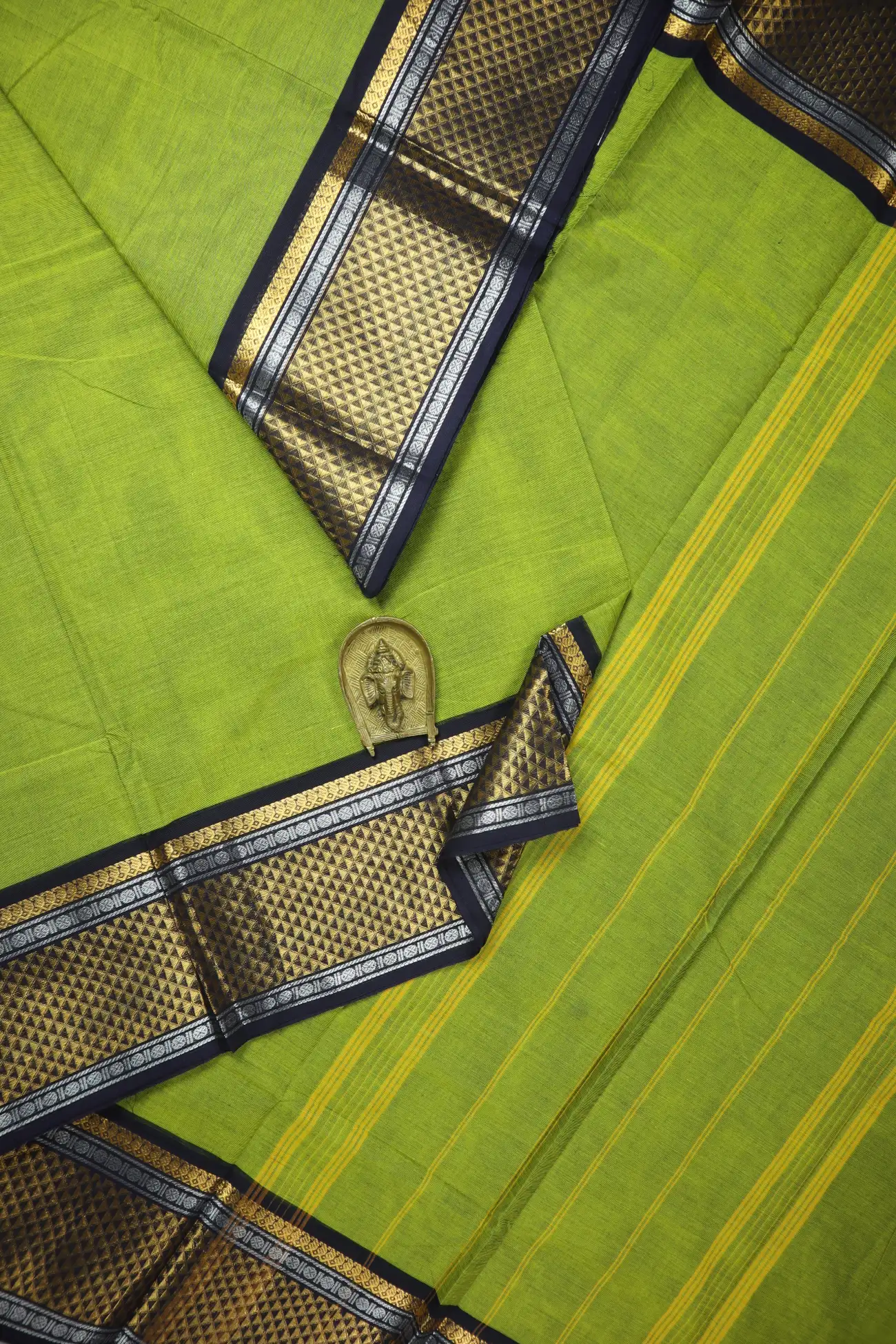 green-ruthratcham-grand-chettinad-saree-gc002420-a