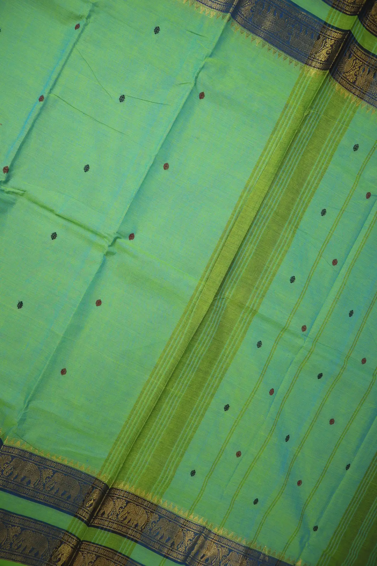 light-green-peacock-elephant-grand-chettinad-saree-gc002353-c