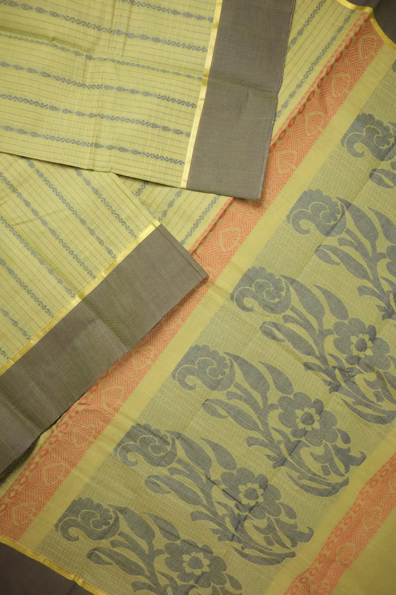 light-green-vertical-stripes-coimbatore-cotton-saree-cbe000388-b