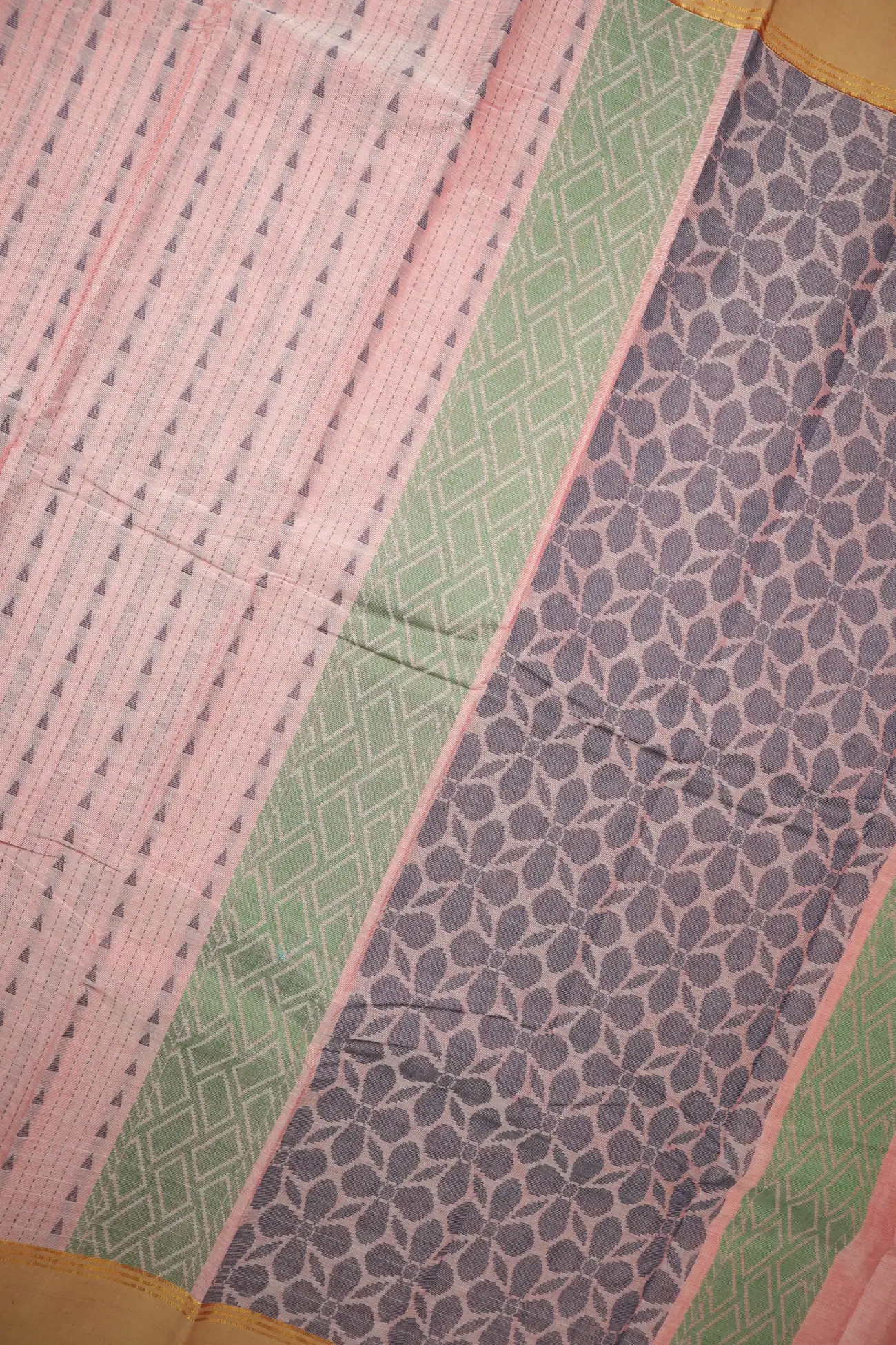 light-pink-vertical-stripes-coimbatore-cotton-saree-cbe000386-c