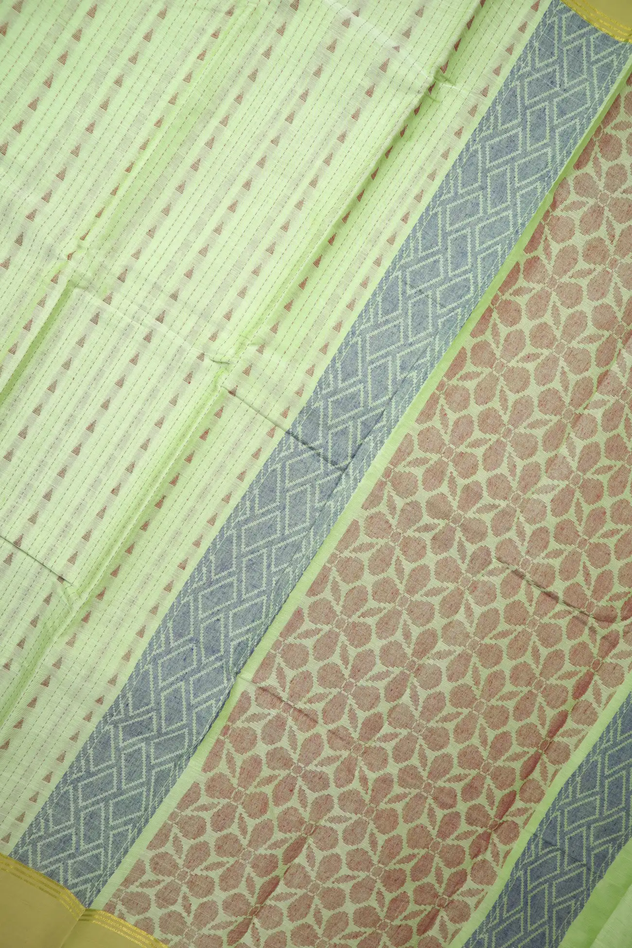 pista-green-vertical-stripes-coimbatore-cotton-saree-cbe000385-c