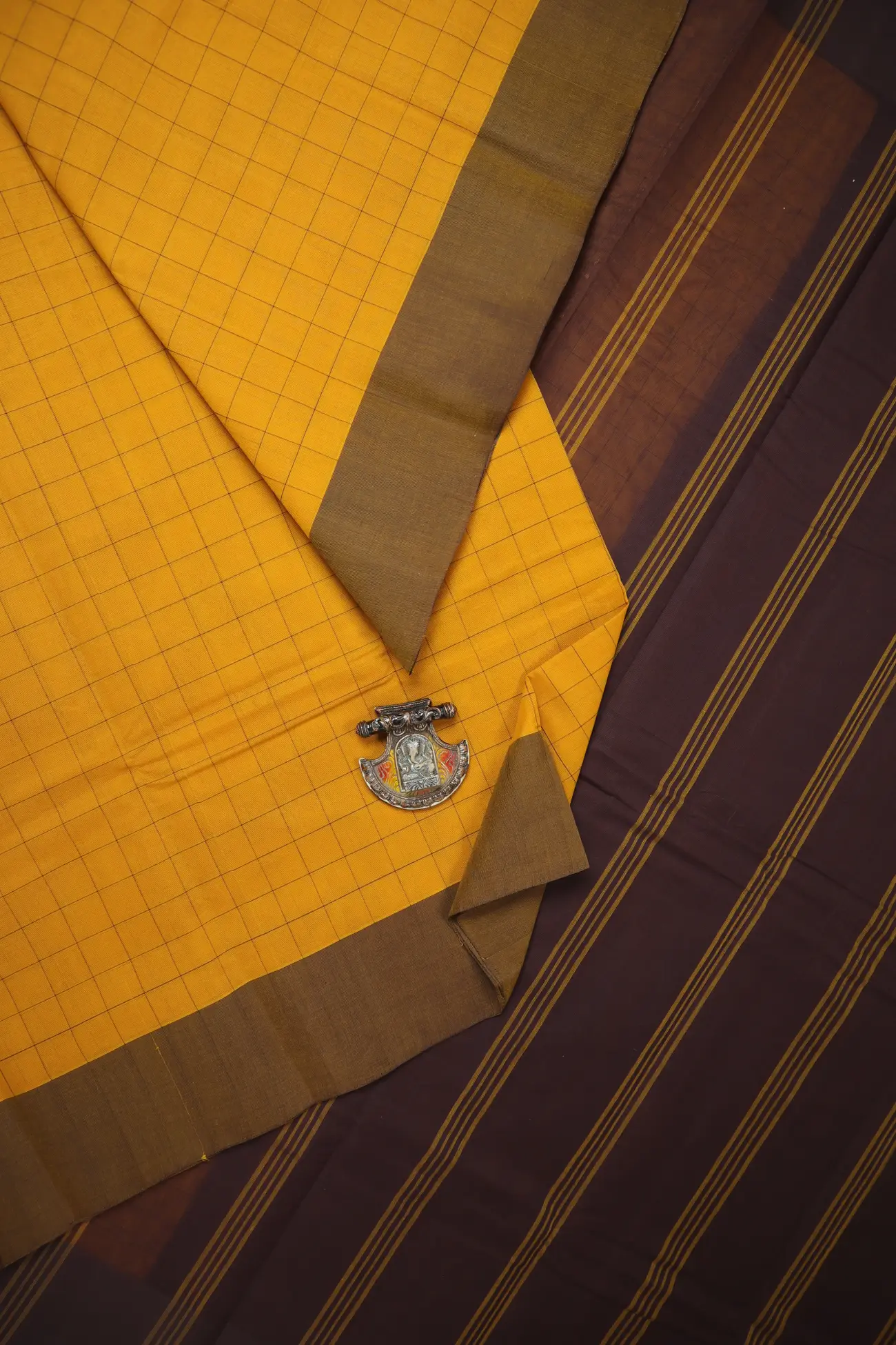 mustard-checked-coimbatore-cotton-saree-cbe000404-a