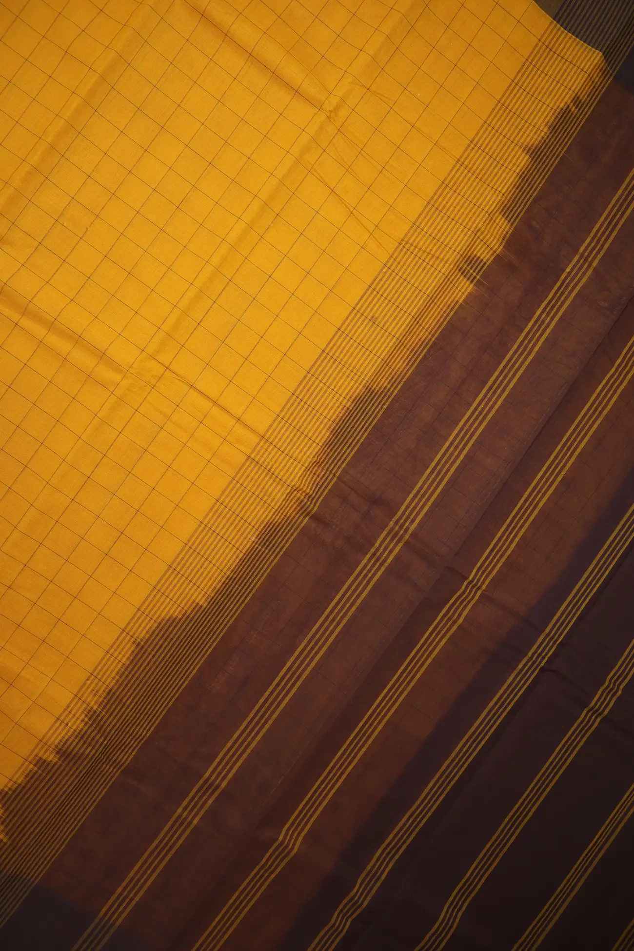 mustard-checked-coimbatore-cotton-saree-cbe000404-c