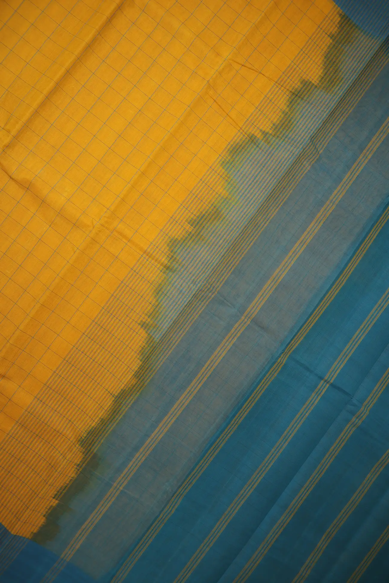 mustard-checked-coimbatore-cotton-saree-cbe000405-c
