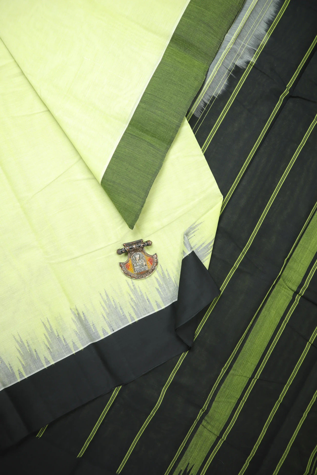 pista-green-thalampoo-reku-coimbatore-cotton-saree-cbe000453-a