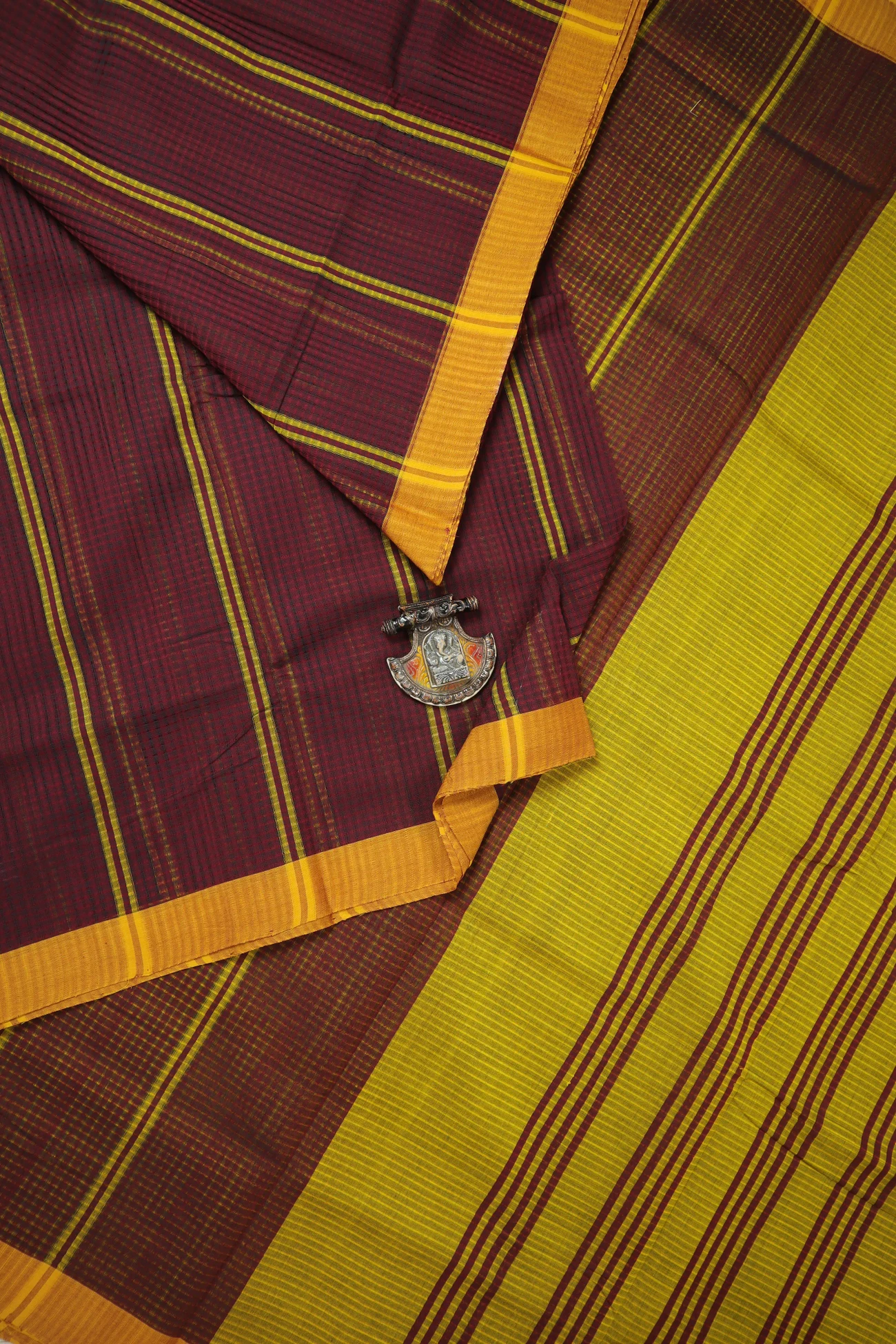 maroon-vertical-stripes-mangalagiri-saree-ml002776-a