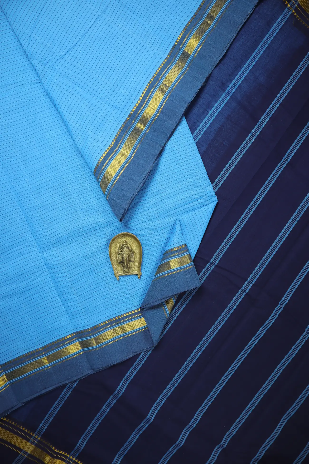 light-sky-blue-horizontal-stripes-coimbatore-cotton-saree-cbe000436-a