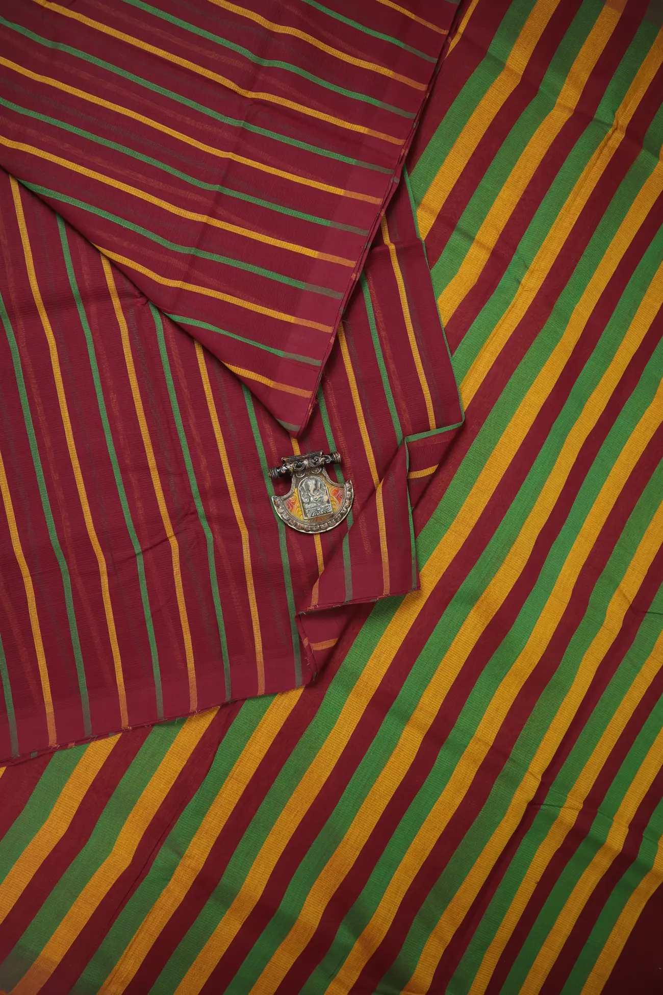 maroon-vertical-stripes-mangalagiri-saree-ml002787-a