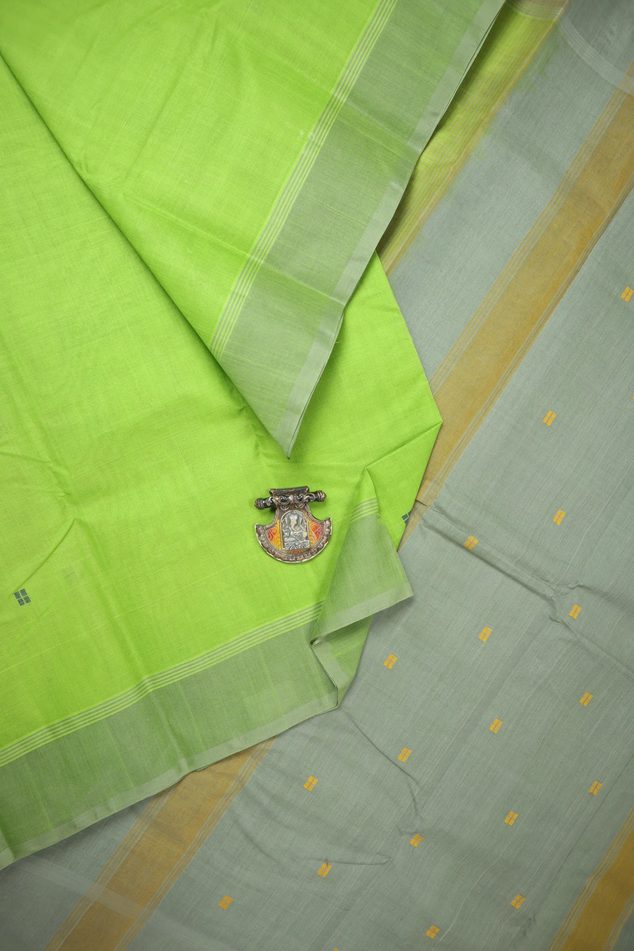 light-green-buttas-coimbatore-cotton-saree-cbe000431-a