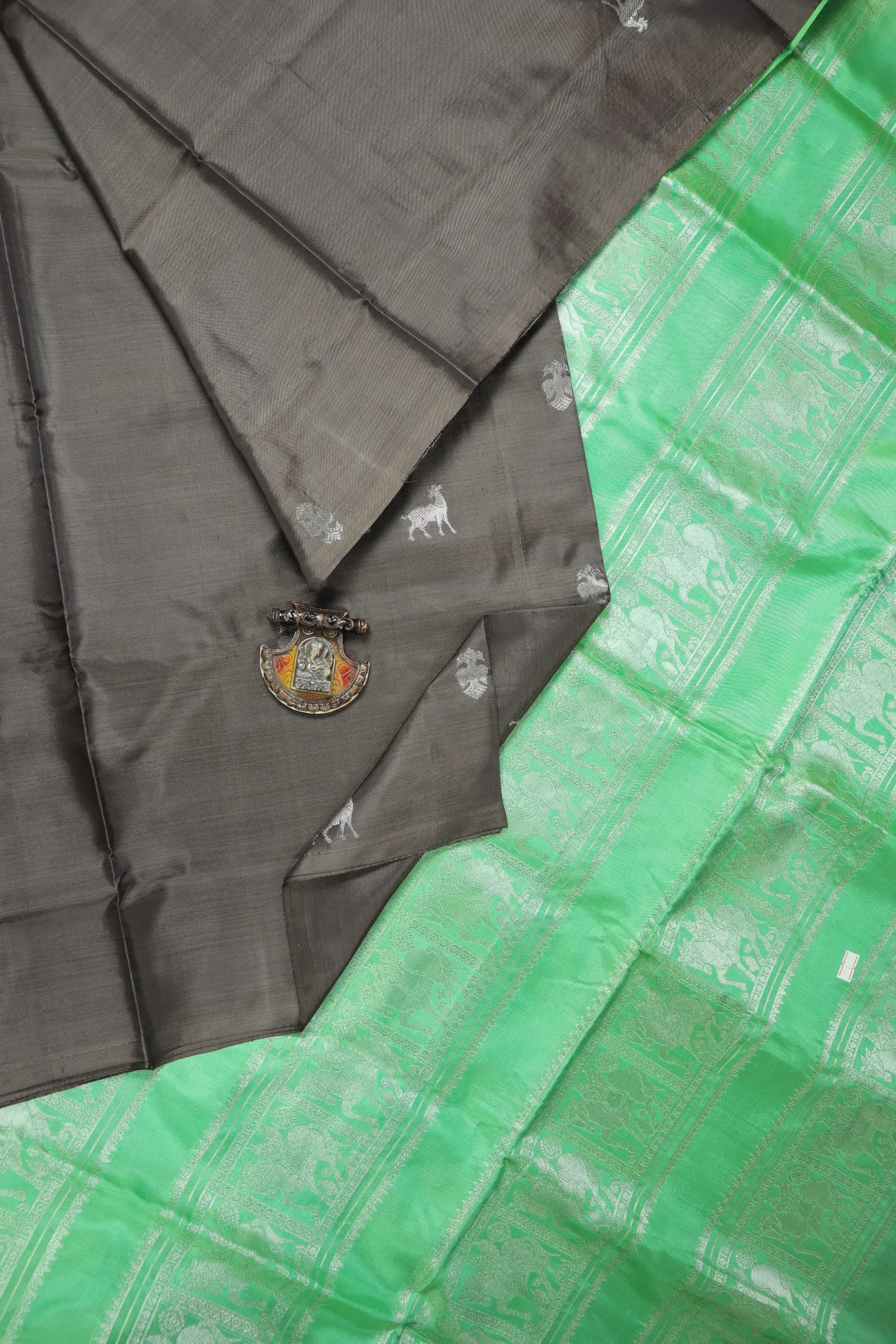 brown-deer-banana-pith-saree-bps000570-a