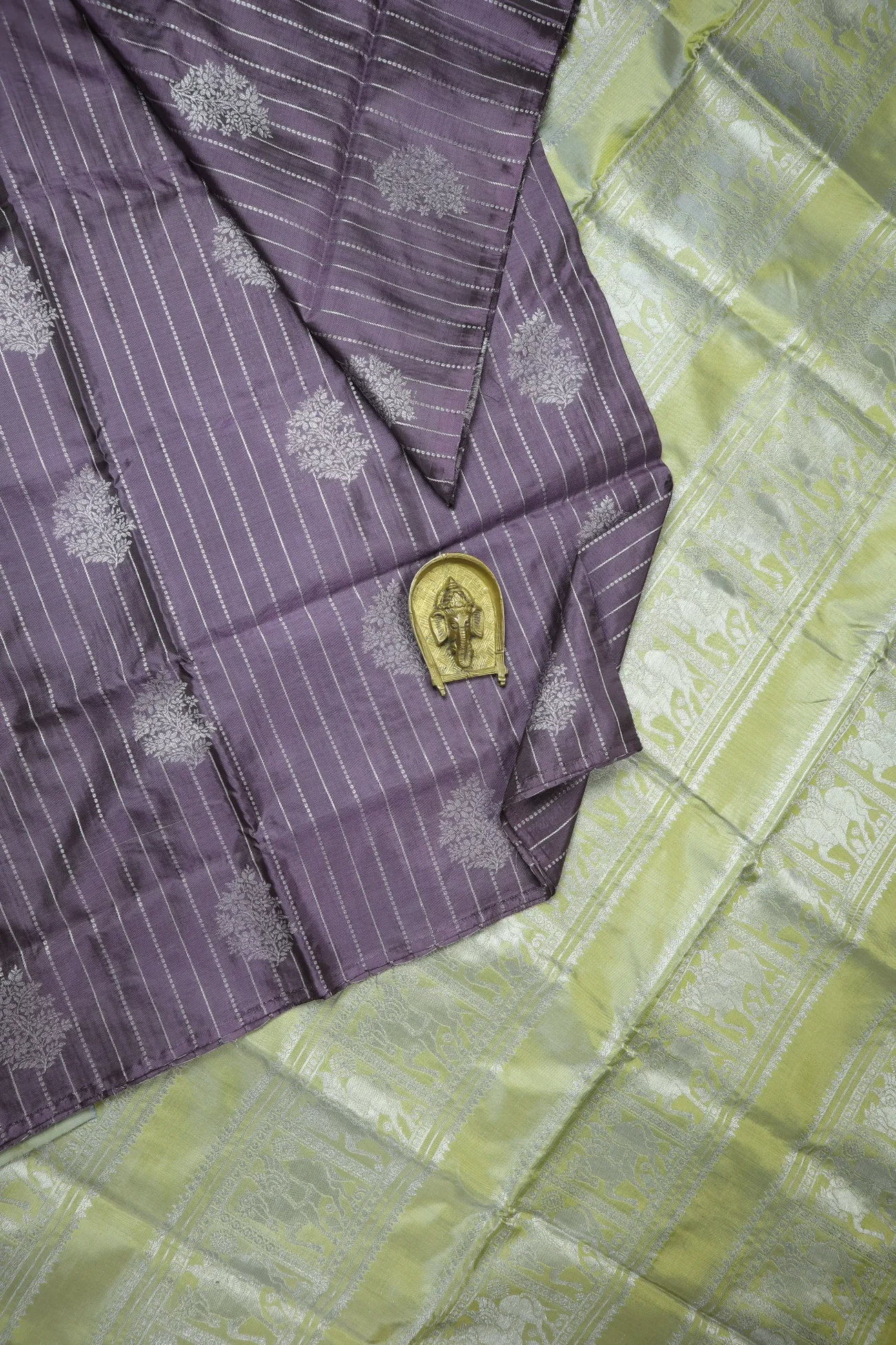 purple-unicorn-flower-banana-pith-saree-bps000564-a