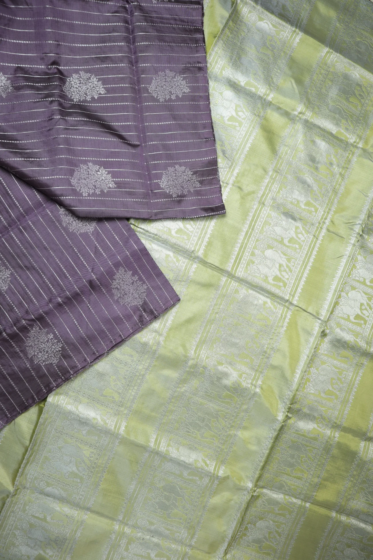 purple-unicorn-flower-banana-pith-saree-bps000564-b