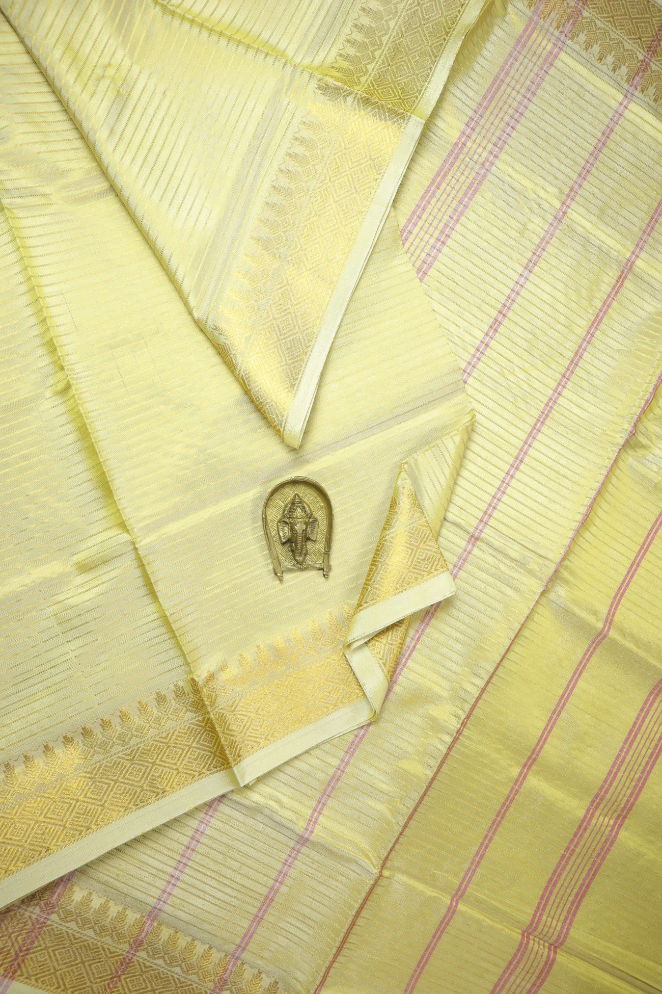 wheat-vaira-oosi-diamond-needle-banana-pith-saree-bps000540-a