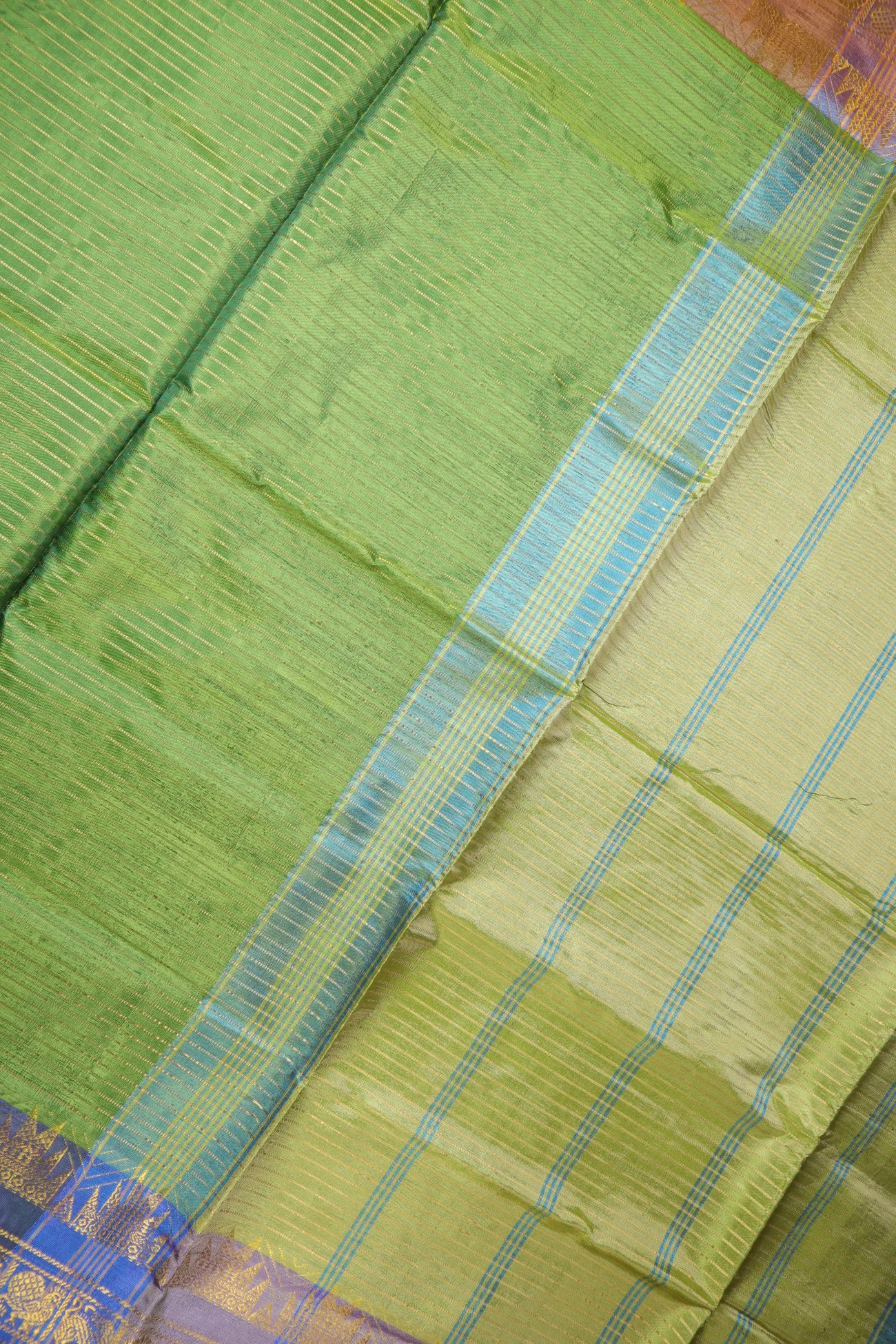 green-vaira-oosi-diamond-needle-banana-pith-saree-bps000542-c