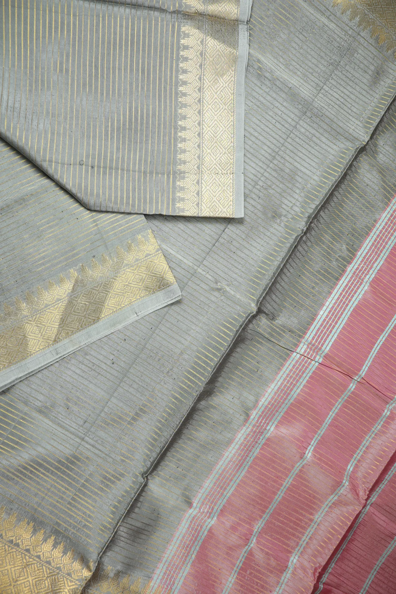gray-vaira-oosi-diamond-needle-banana-pith-saree-bps000530-b