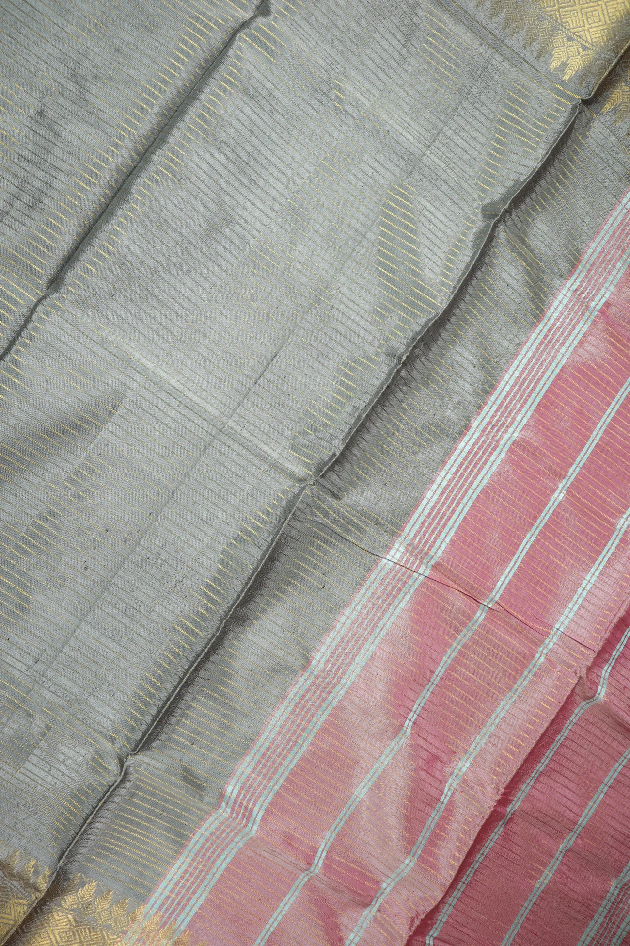 gray-vaira-oosi-diamond-needle-banana-pith-saree-bps000530-c