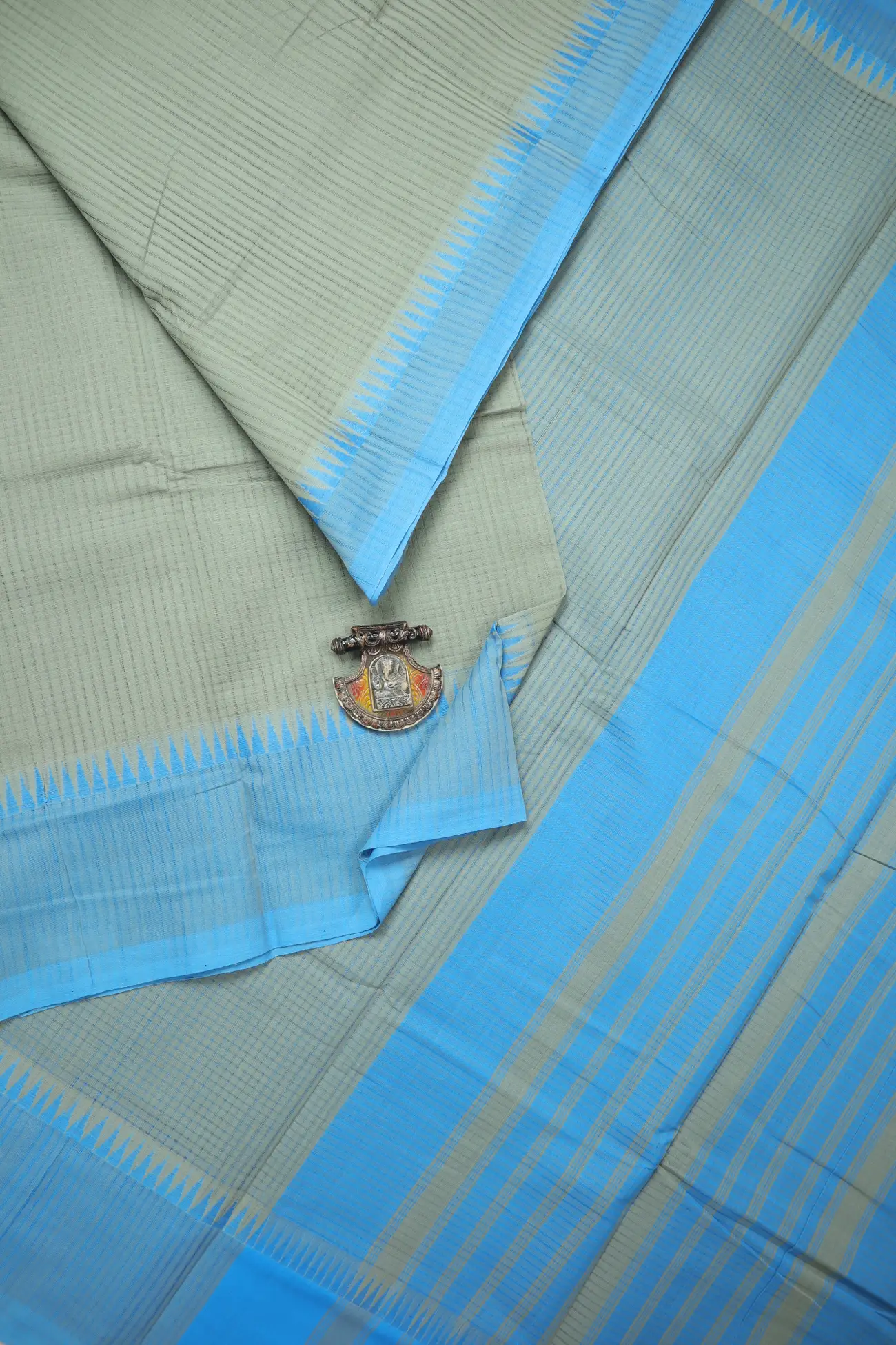 gray-plain-mangalagiri-saree-ml002822-a
