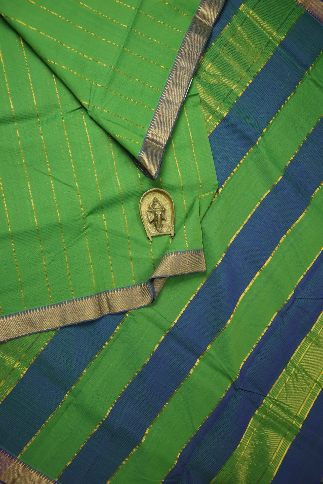 dark-green-bavanji-border-mangalagiri-saree-ml002849-a