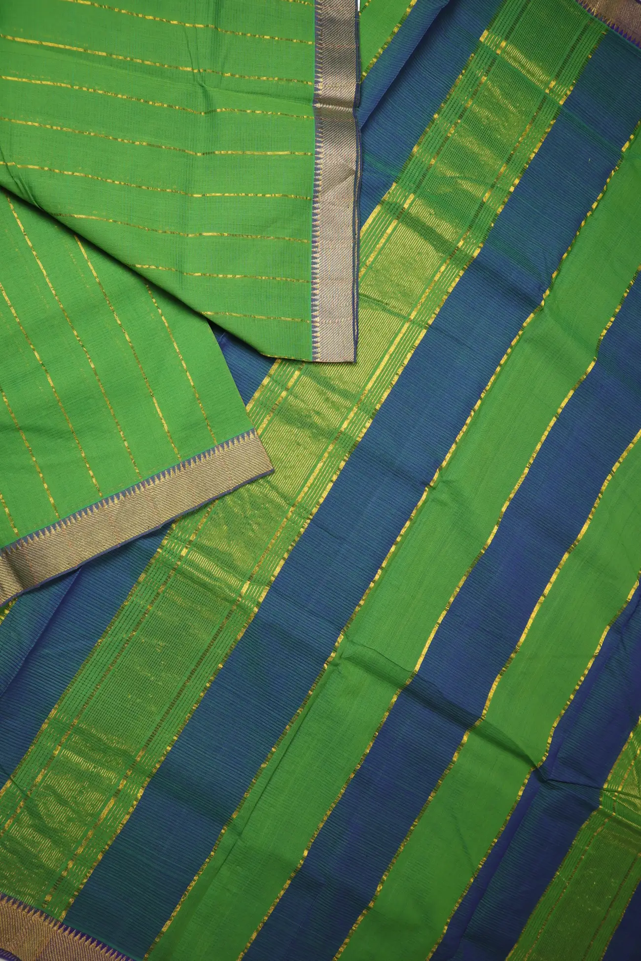 dark-green-bavanji-border-mangalagiri-saree-ml002849-b