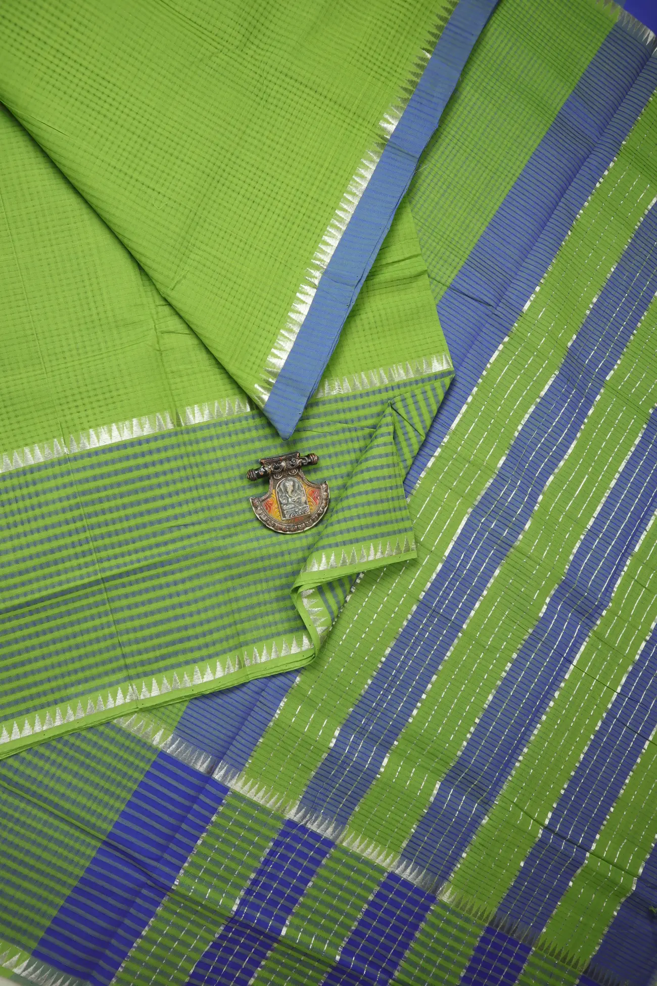 green-temple-mangalagiri-saree-ml002825-a