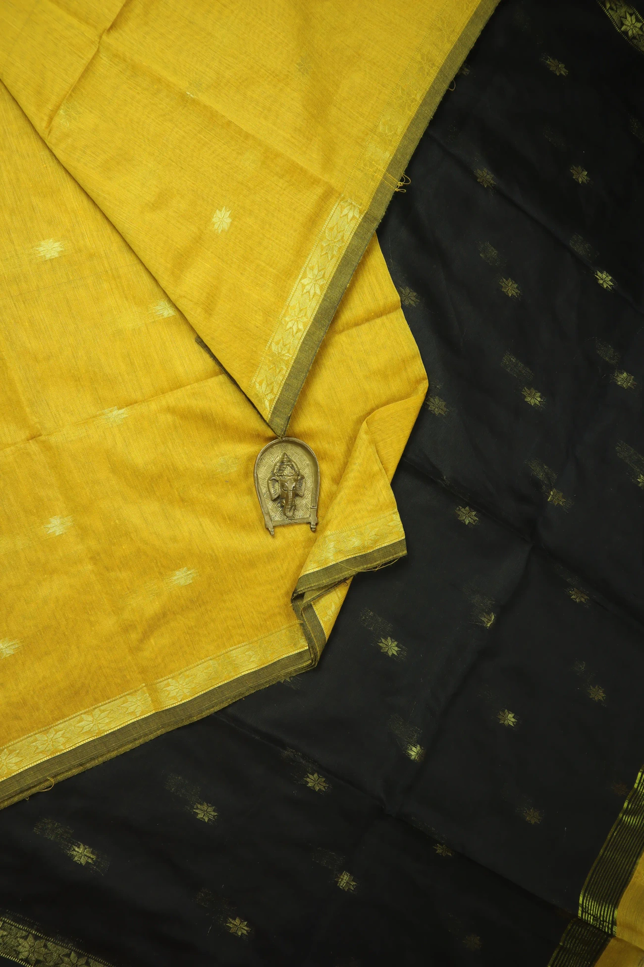 yellow-flower-bengal-saree-kh002021-a