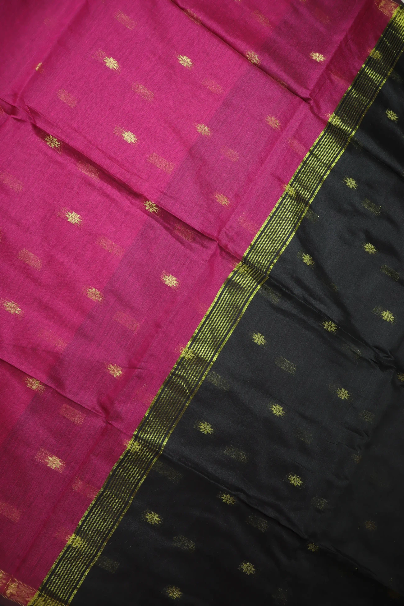 magenta-flower-bengal-saree-kh001987-c