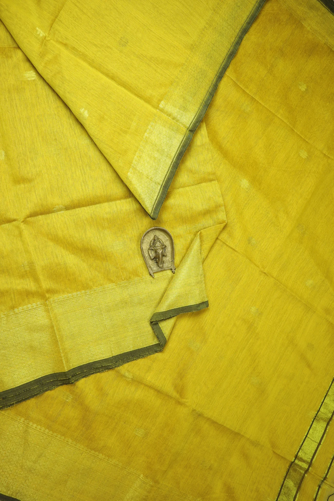 yellow-green-flower-bengal-saree-kh002008-a