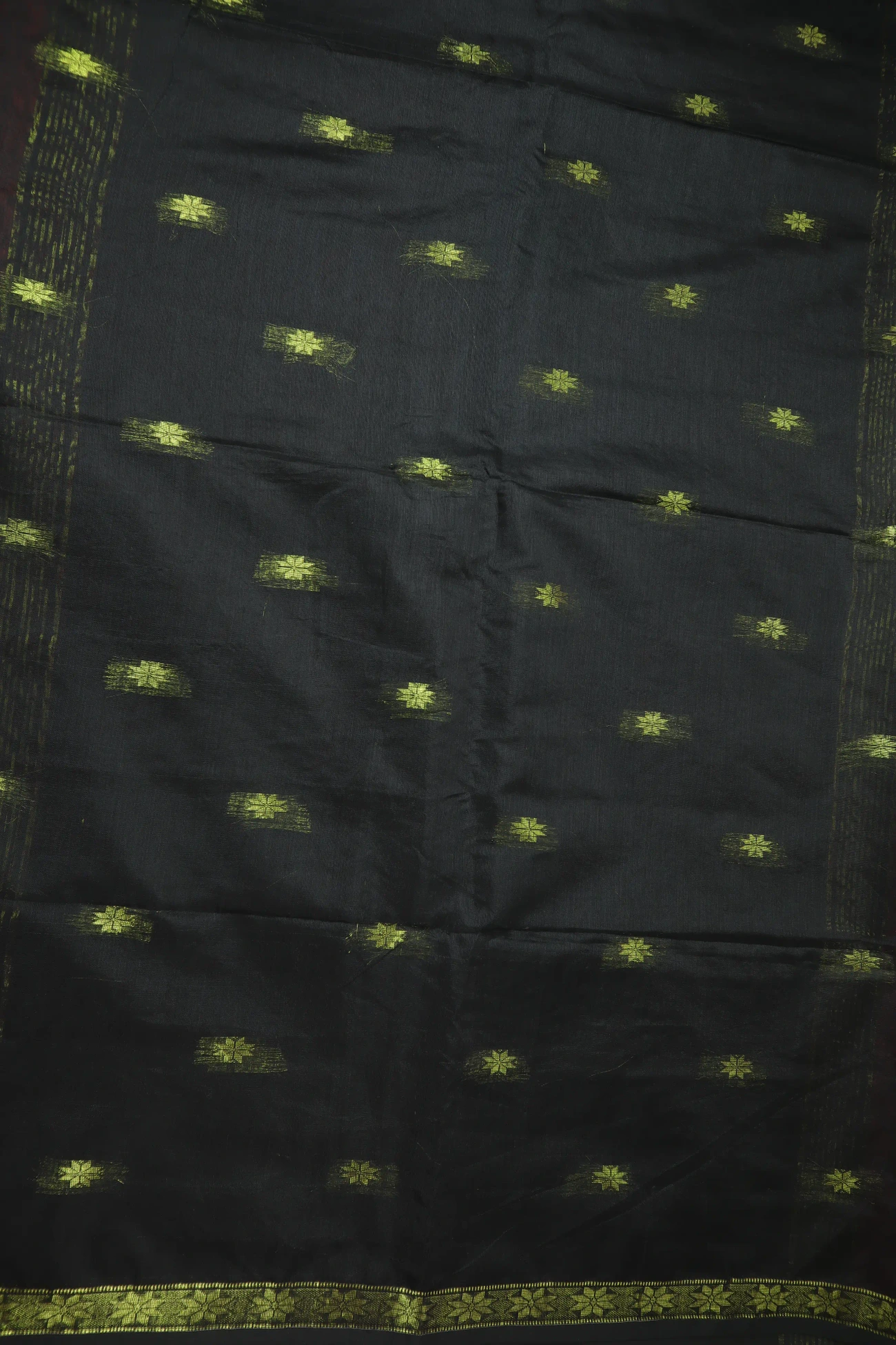 maroon-flower-bengal-saree-kh001985-d