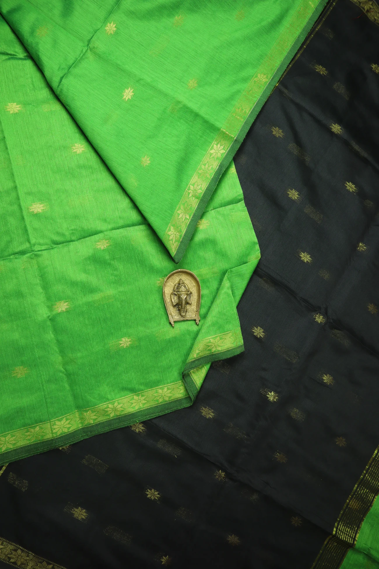 green-flower-bengal-saree-kh001998-a