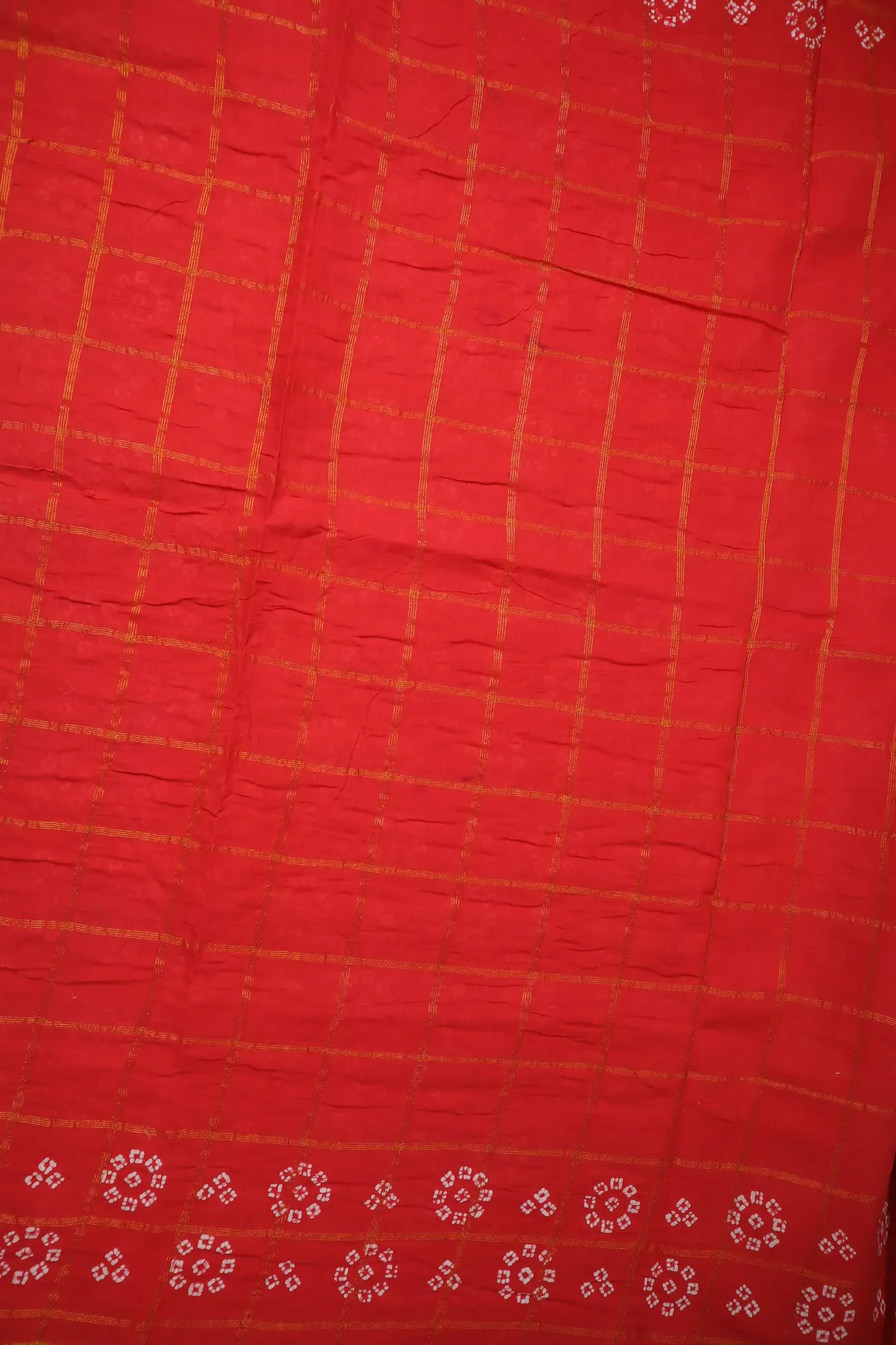 white-checked-flower-madurai-sungudi-saree-ss006264-c