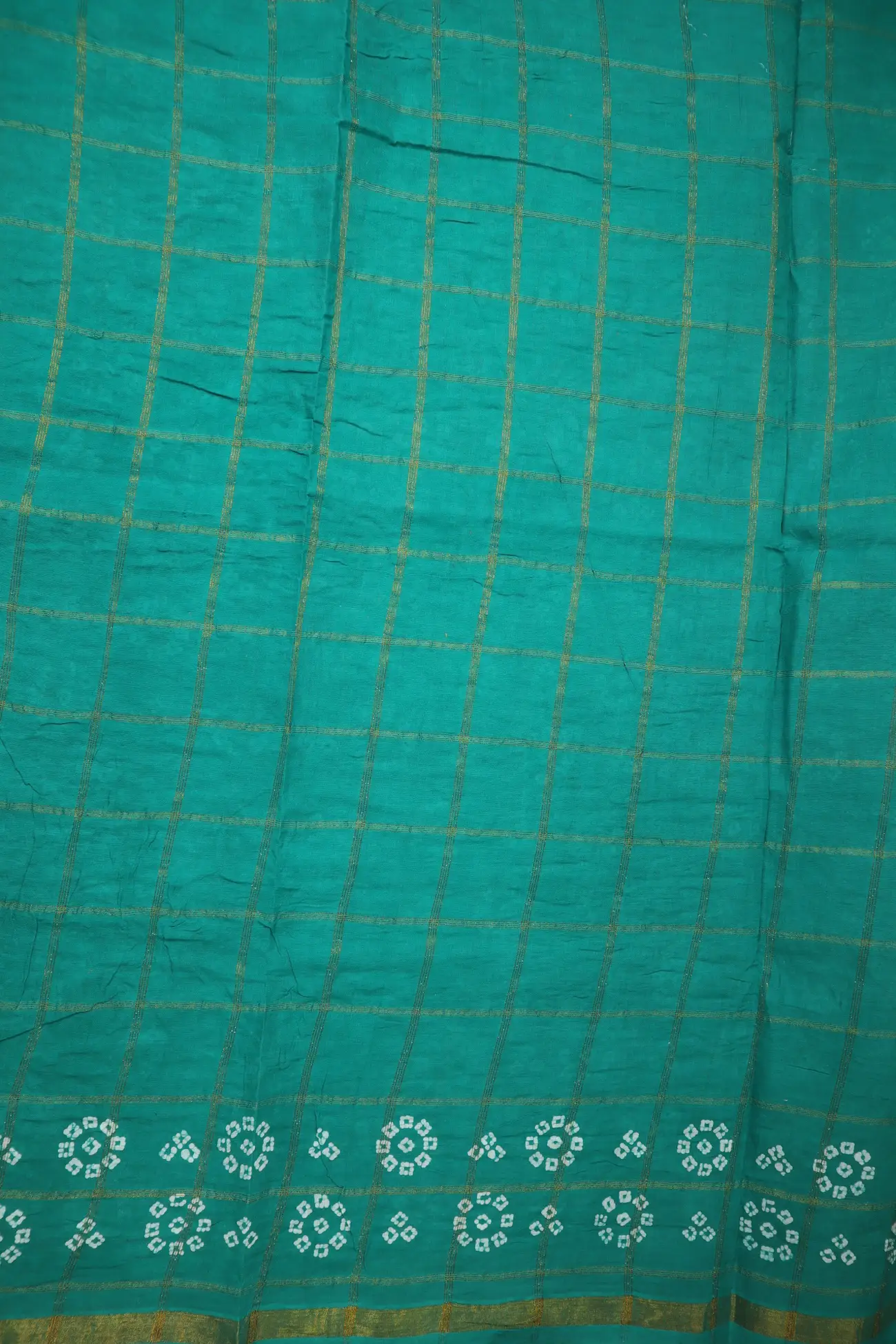 white-flower-checked-madurai-sungudi-saree-ss006268-c