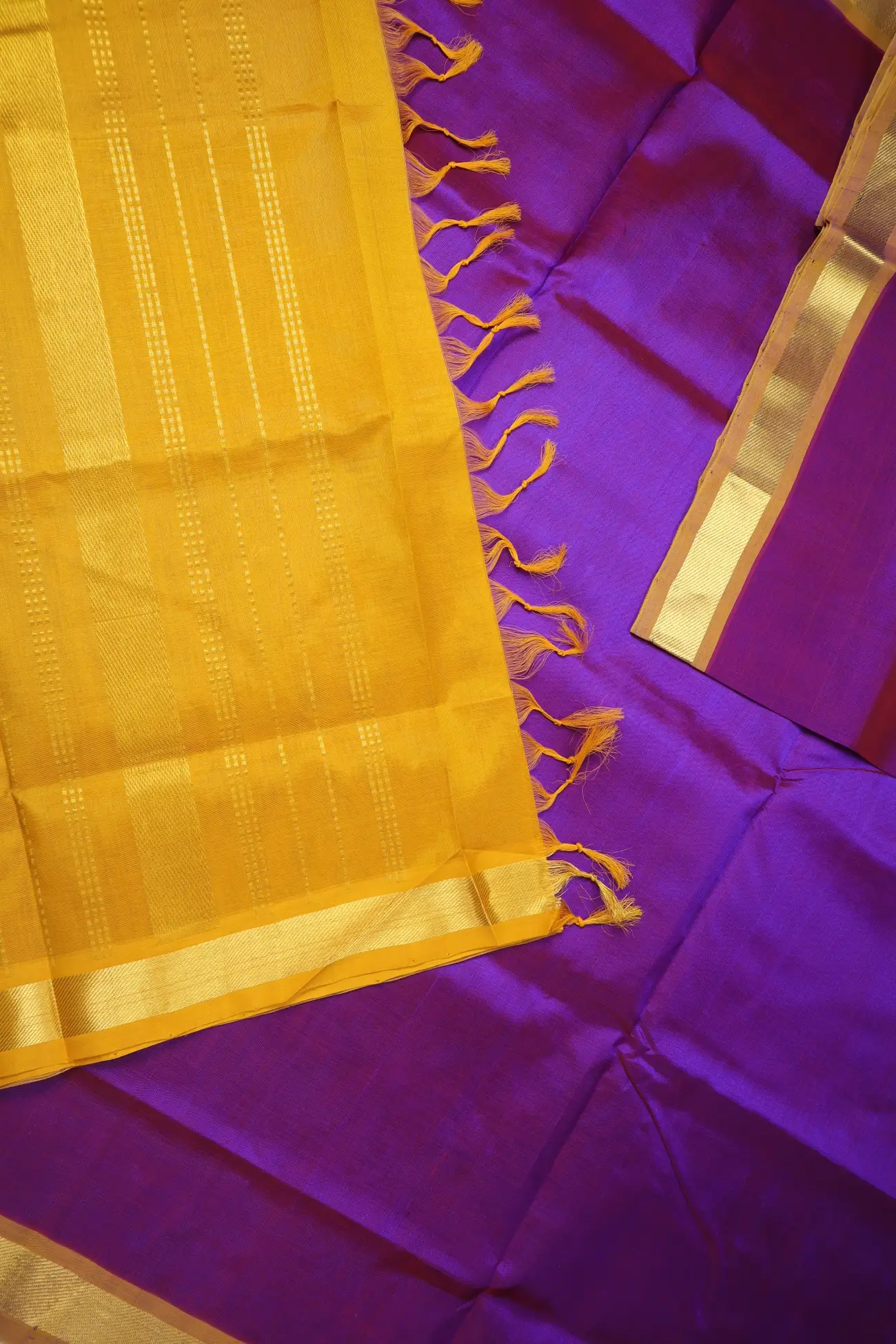 purple-bavanji-border-silk-cotton-saree-sc002986-d