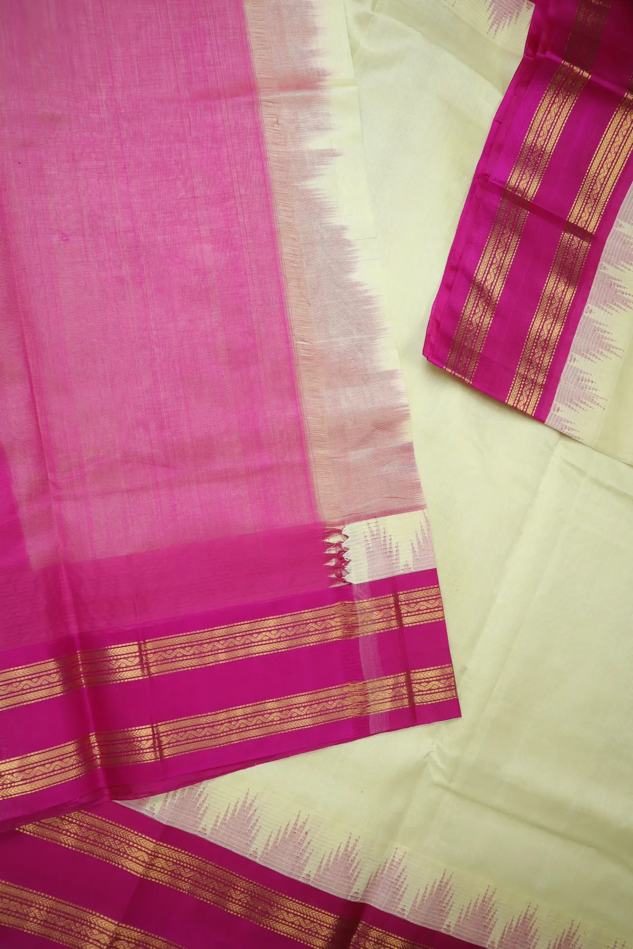 off-white-thalampoo-reku-silk-cotton-saree-sc003007-e