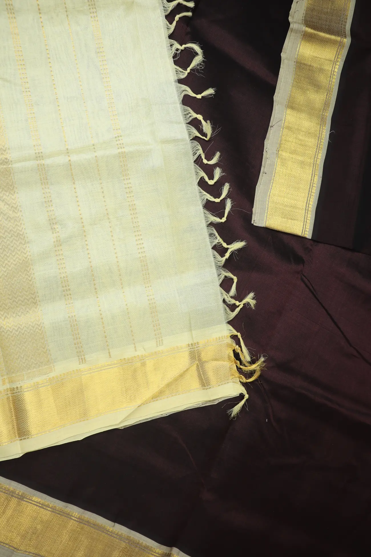coffee-brown-bavanji-border-silk-cotton-saree-sc002988-d