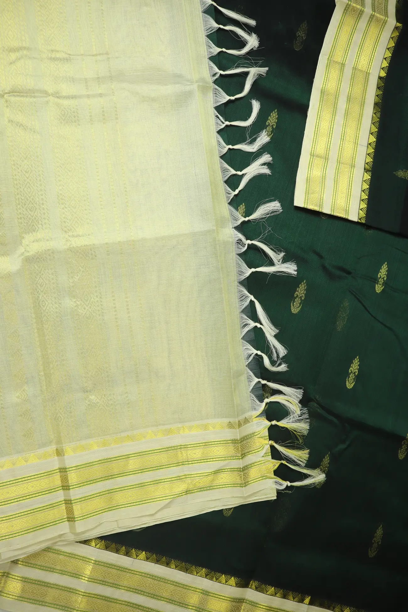 dark-green-temple-silk-cotton-saree-sc002997-d