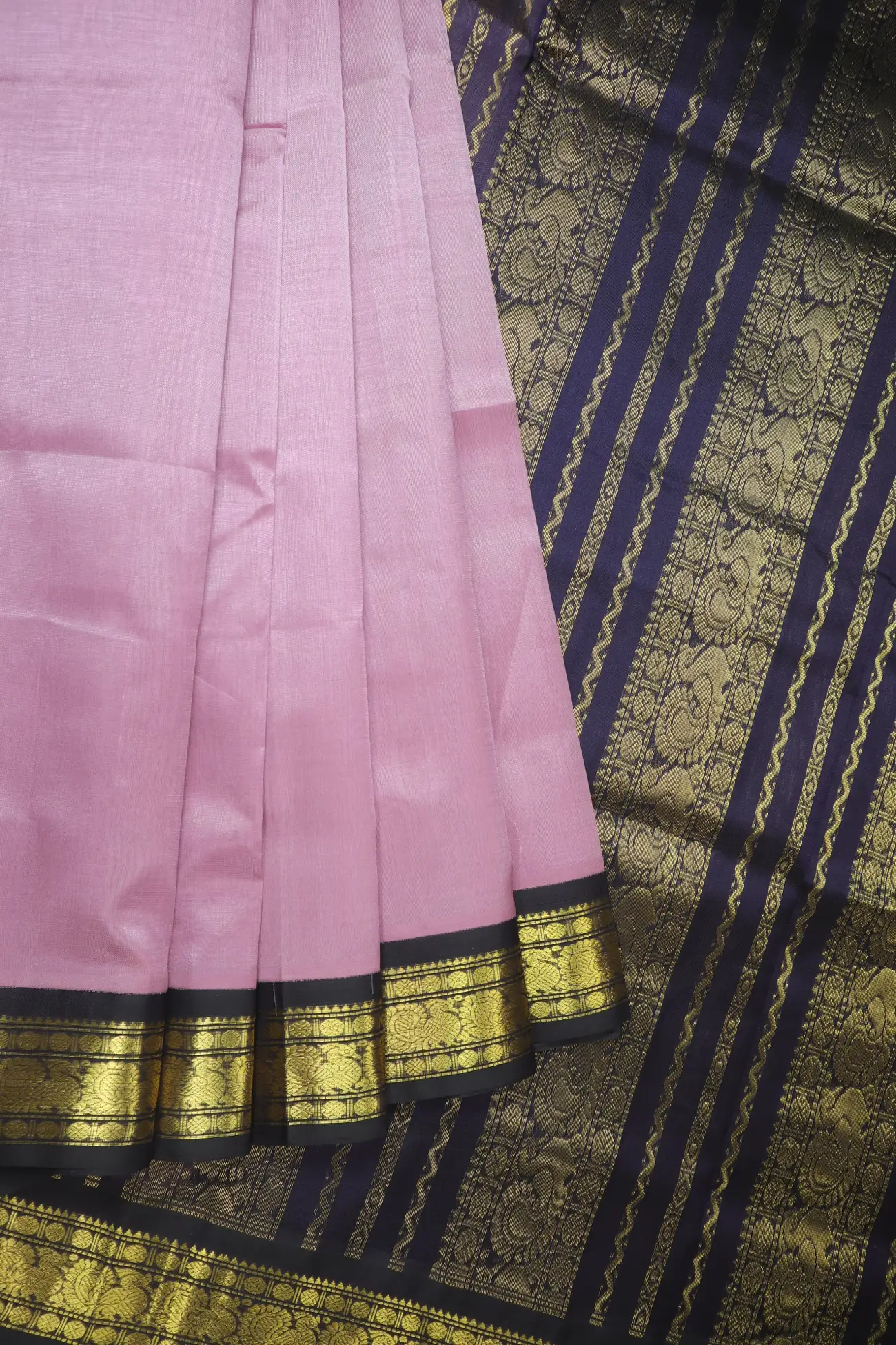 plum-peacock-silk-cotton-saree-sc002995-a