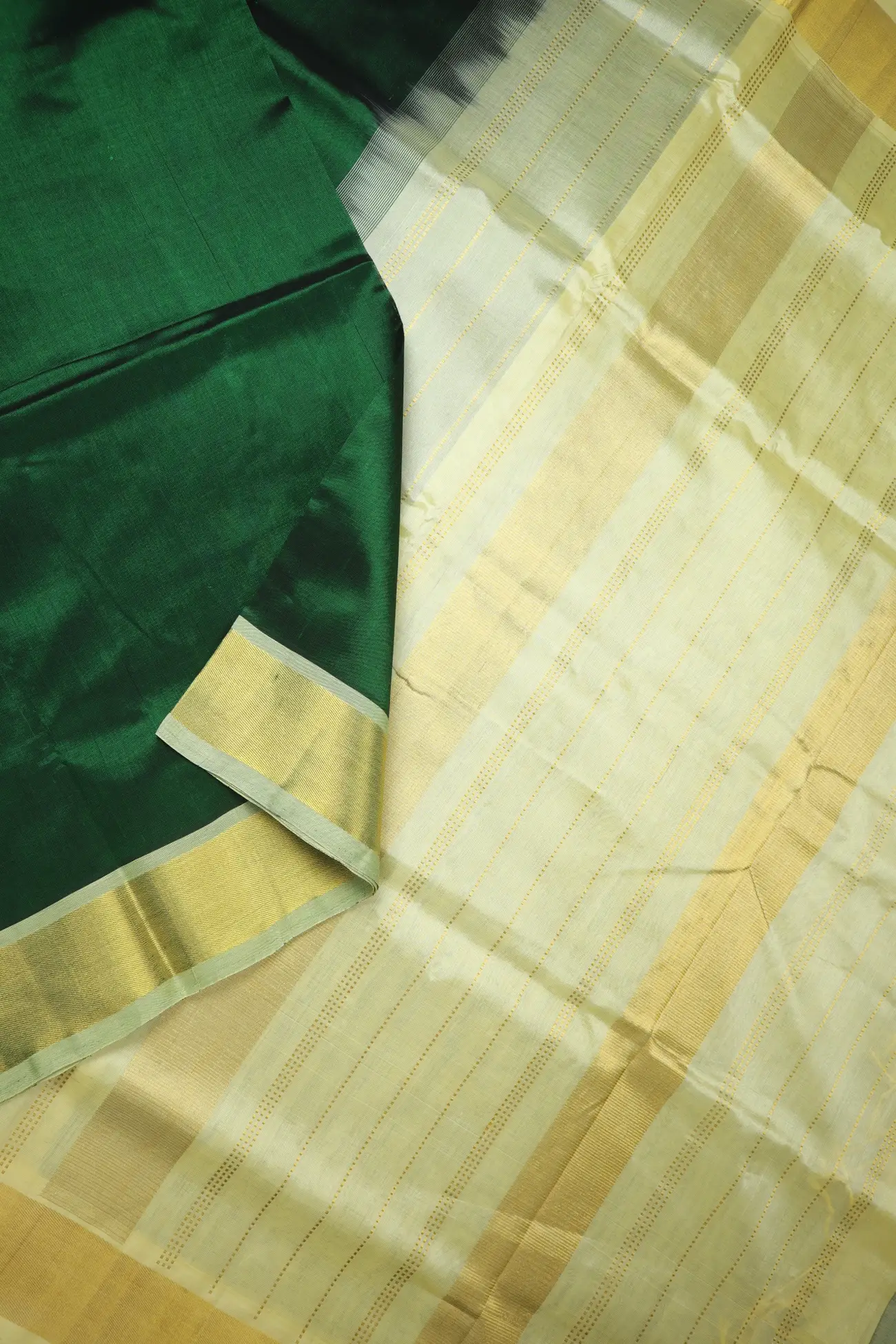 dark-green-bavanji-border-silk-cotton-saree-sc002994-b