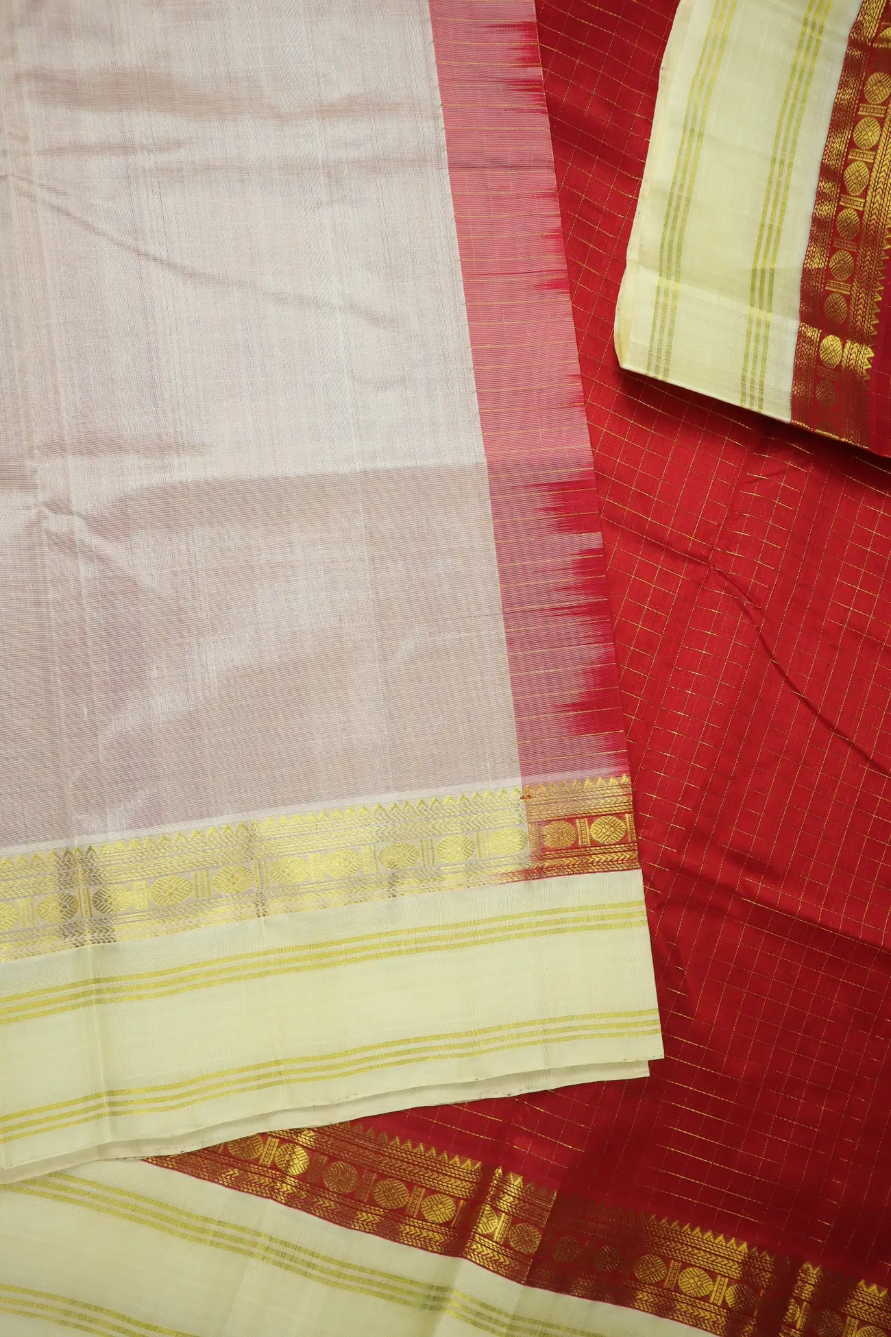 red-ruthratcham-silk-cotton-saree-sc003009-e