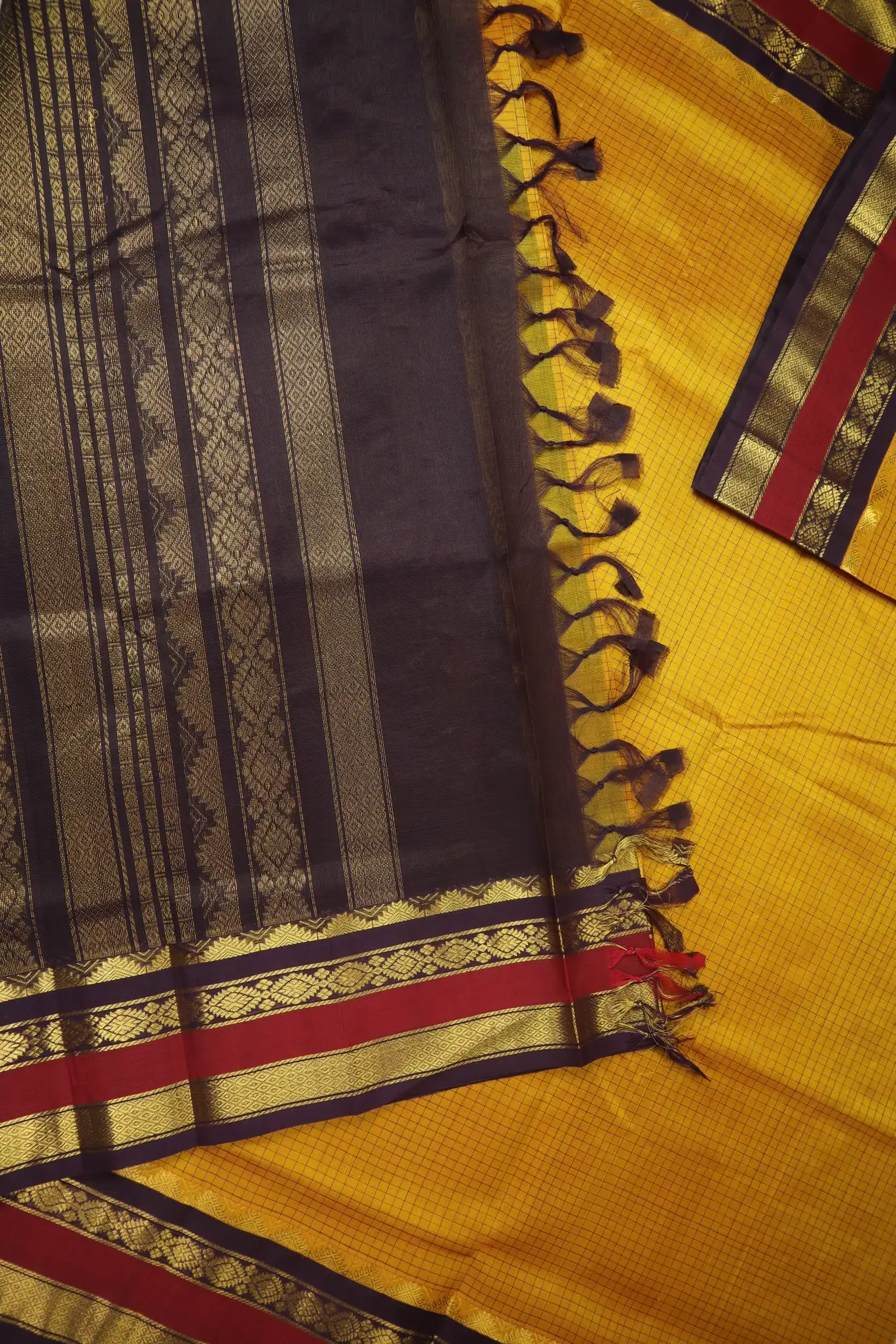 orange-checked-temple-silk-cotton-saree-sc003006-d