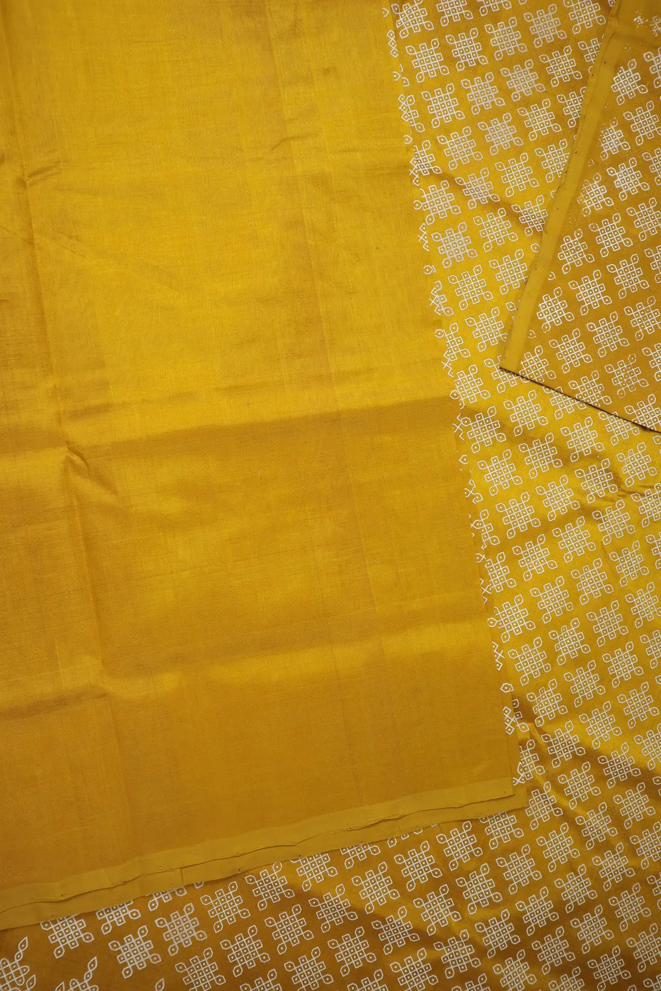 gold-kolam-kanchi-silk-cotton-saree-sc003011-f