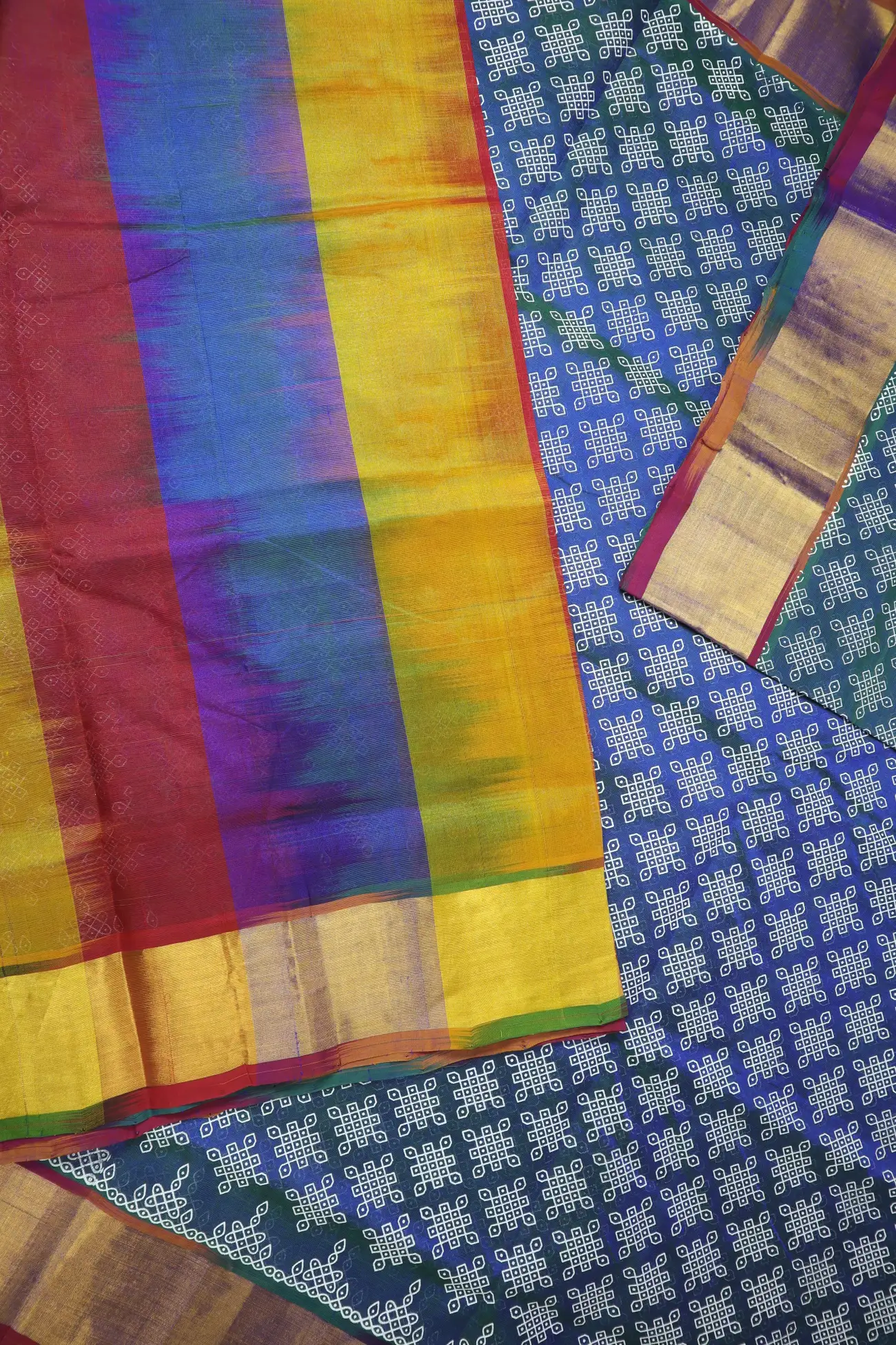 peacock-blue-kolam-kanchi-silk-cotton-saree-sc003014-f