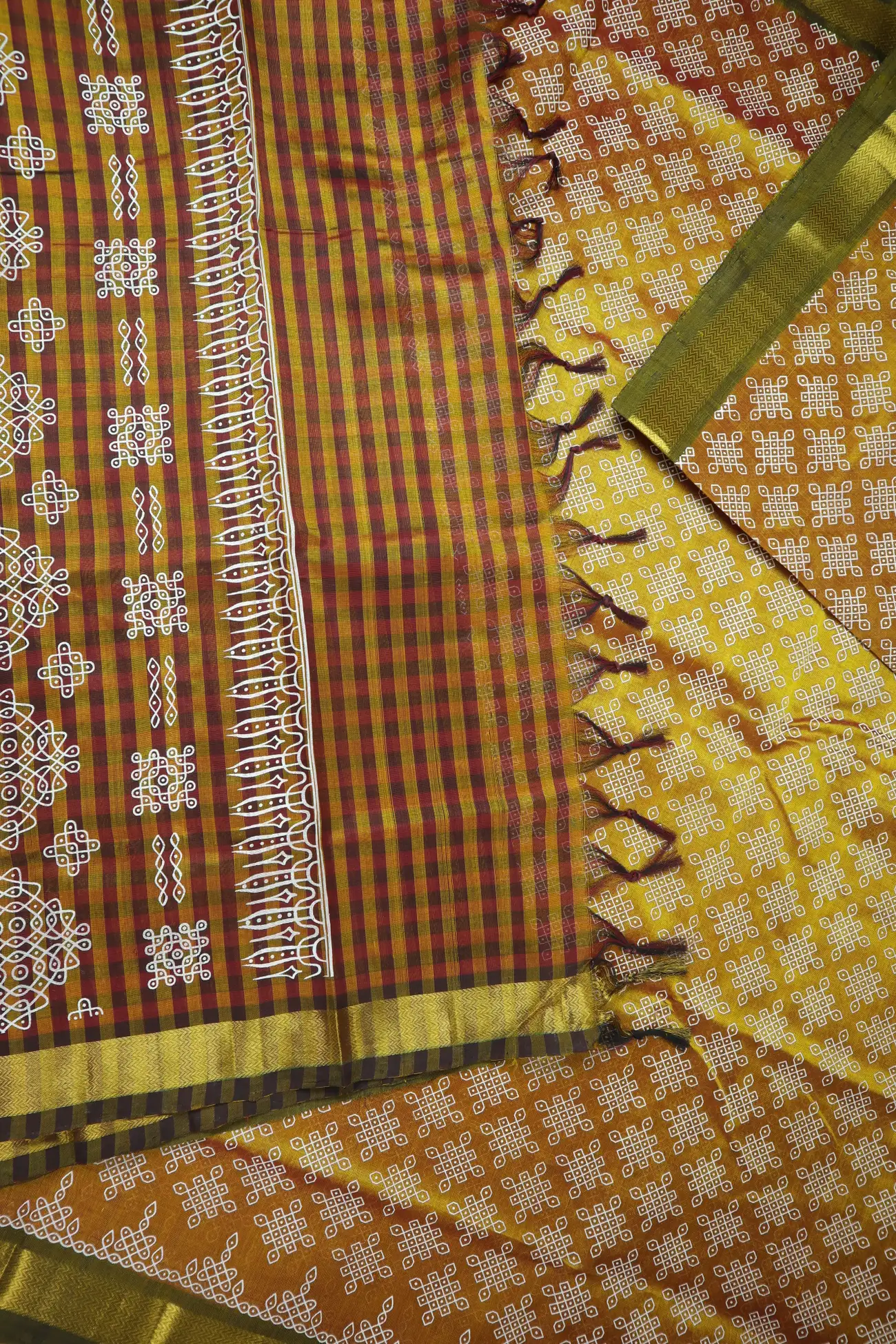 gold-kolam-kanchi-silk-cotton-saree-sc003021-b