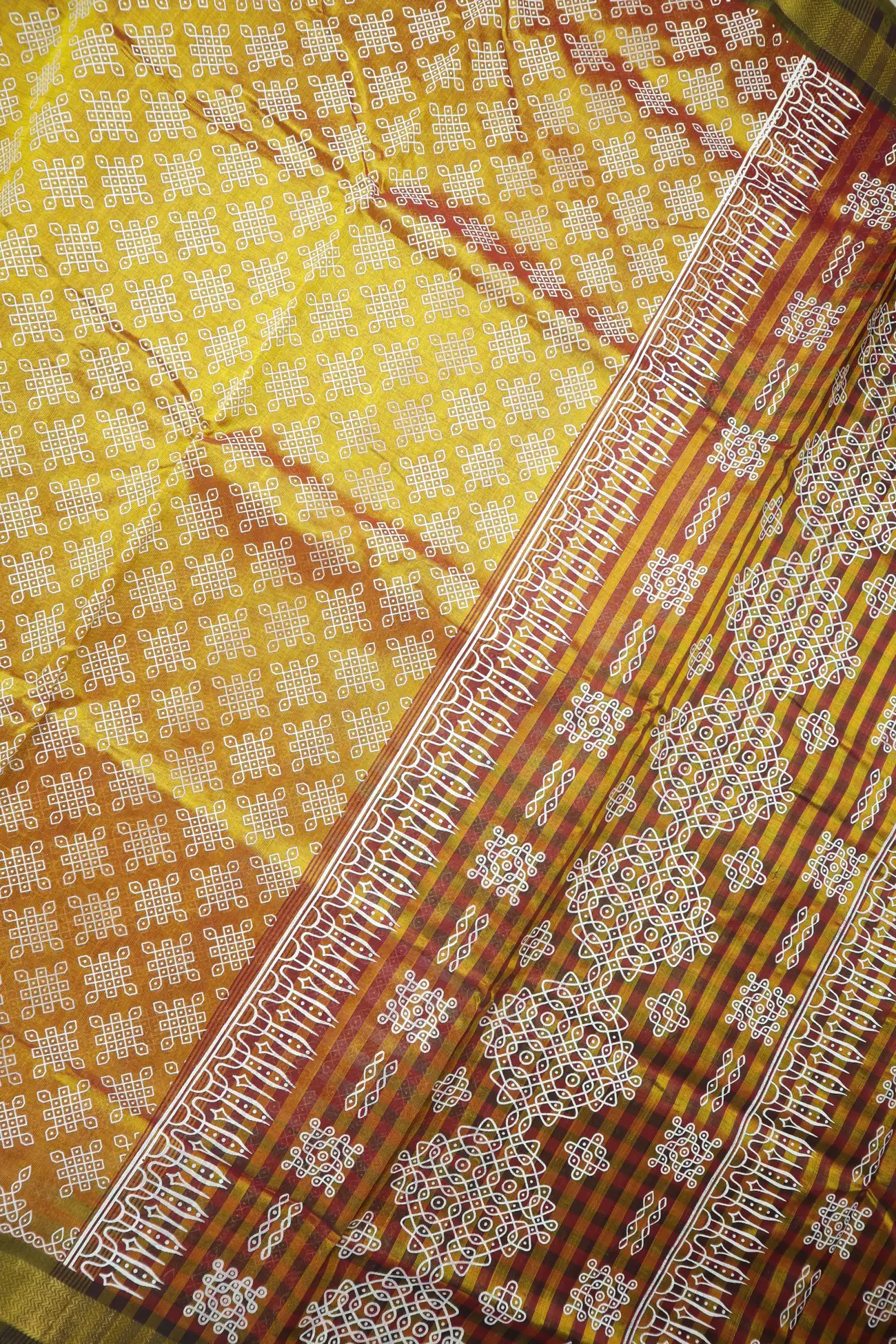 gold-kolam-kanchi-silk-cotton-saree-sc003021-d