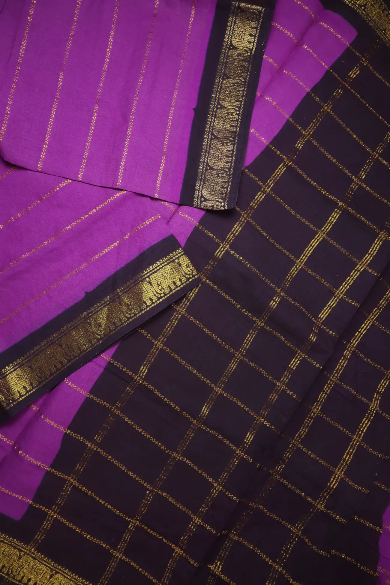 magenta-veldhari-elephant-madurai-sungudi-saree-ss006274-b
