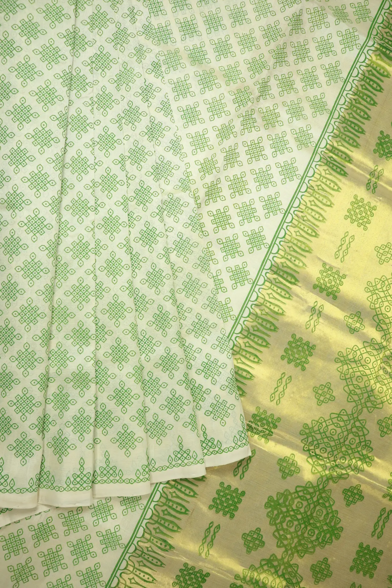 white-kolam-kanchi-silk-cotton-saree-sc003012-a