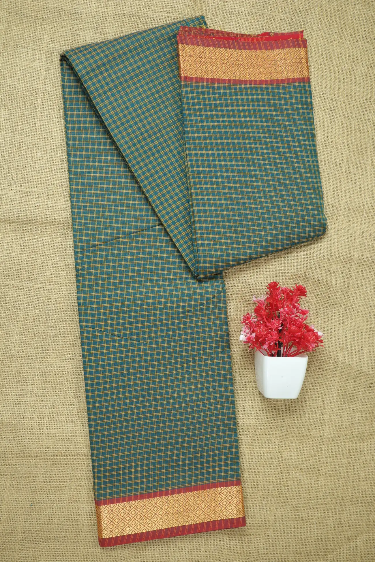 dark-green-diamoned-checked-saree-ck002732-a